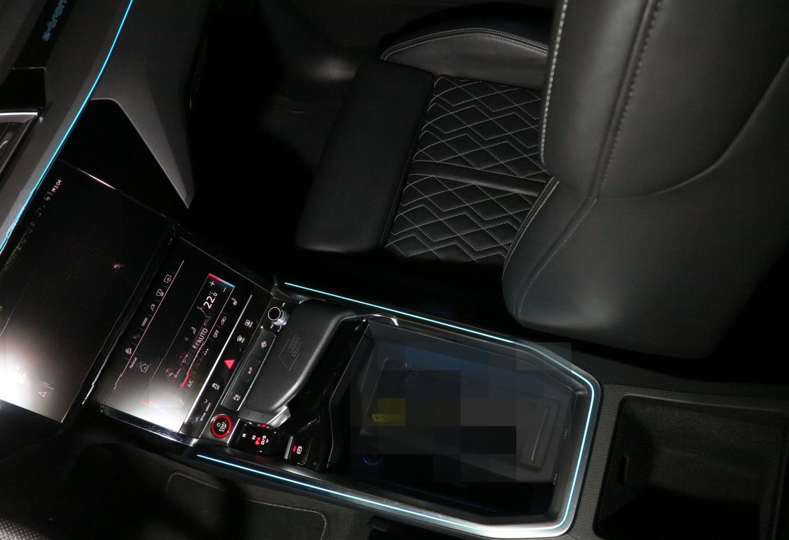 Audi e-tron Sportback S quattro Leder AHK Navi LM22 foto 19