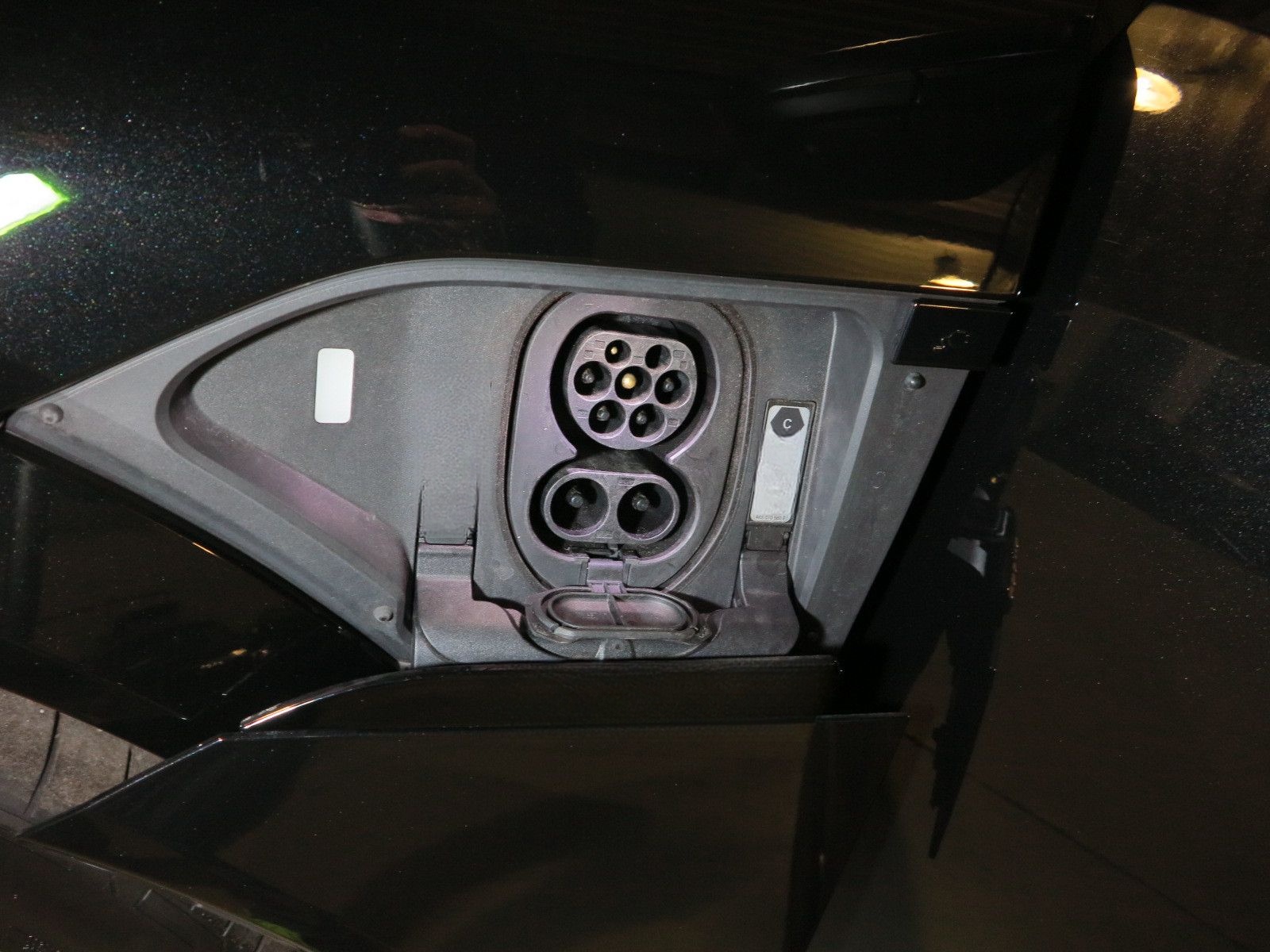 Audi e-tron Sportback S quattro Leder AHK Navi LM22 foto 25