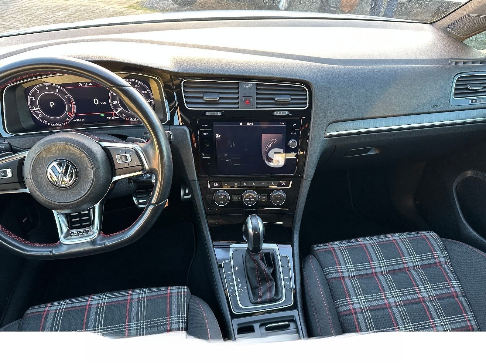 Volkswagen Golf Lim. GTI Performance 245 PS*DSG*SHZ*LED* foto 17