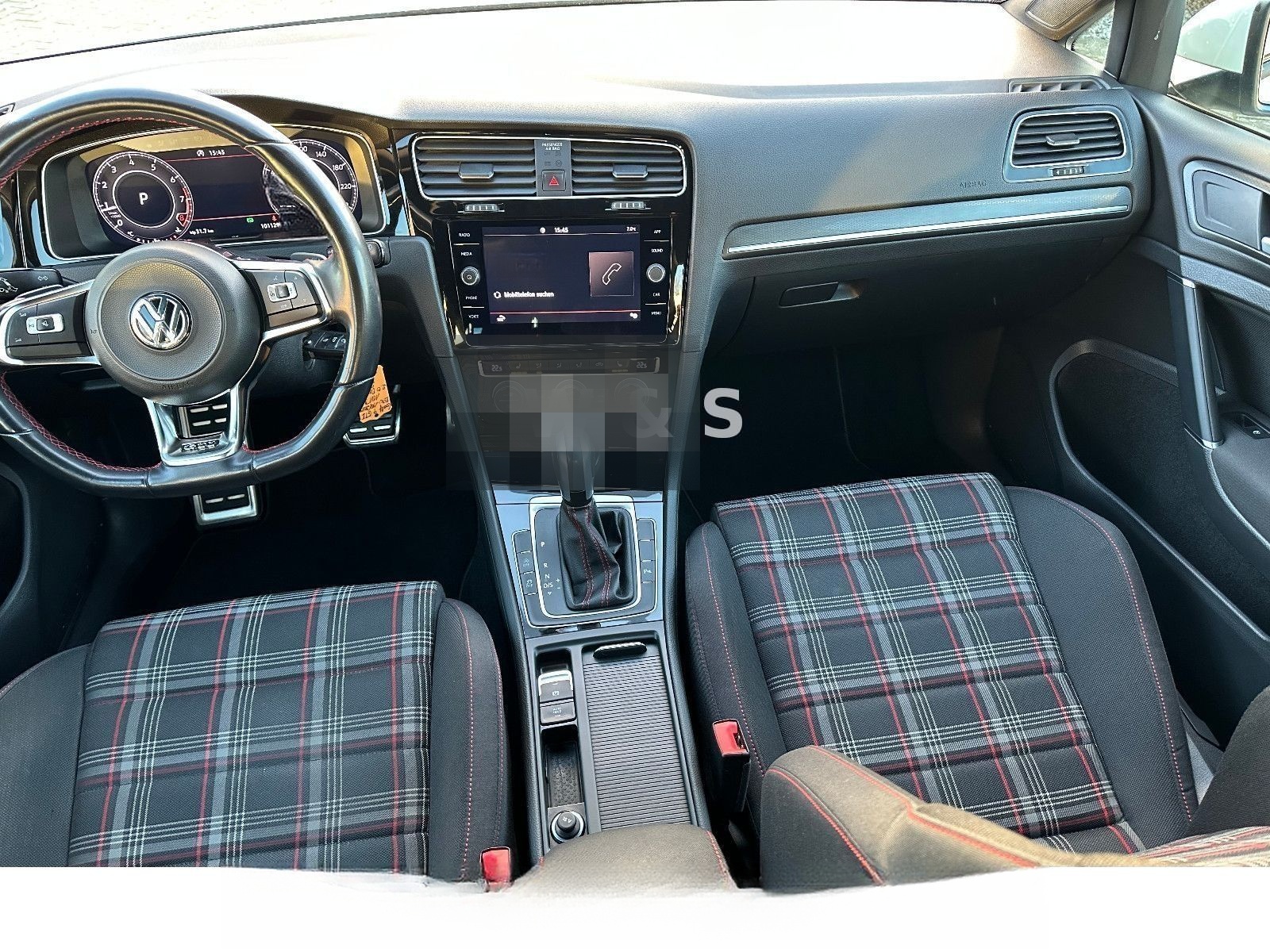 Volkswagen Golf Lim. GTI Performance 245 PS*DSG*SHZ*LED* foto 18