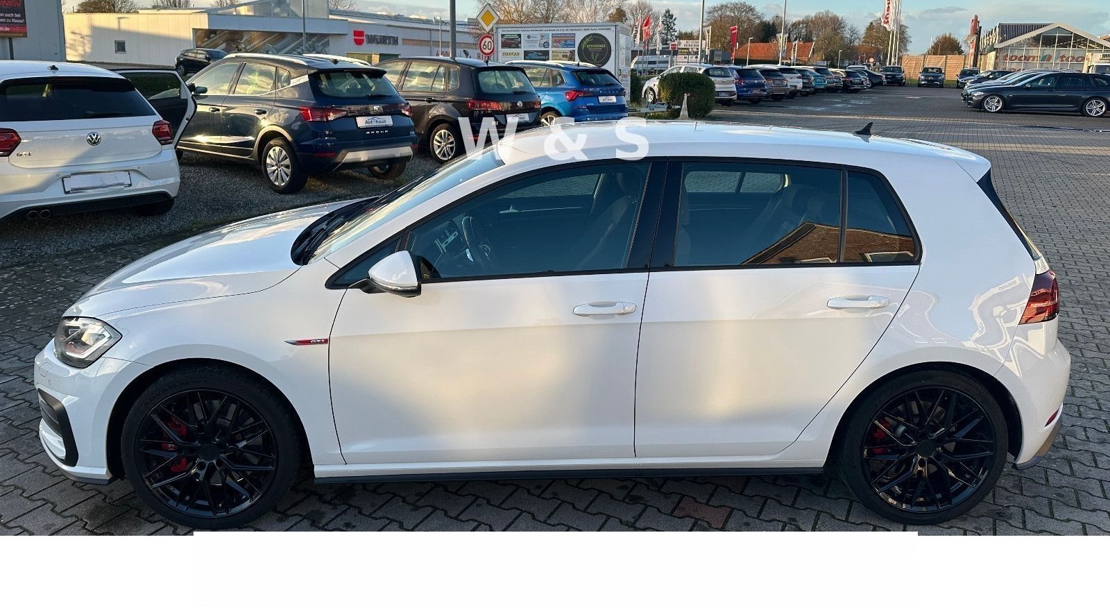 Volkswagen Golf Lim. GTI Performance 245 PS*DSG*SHZ*LED* foto 7