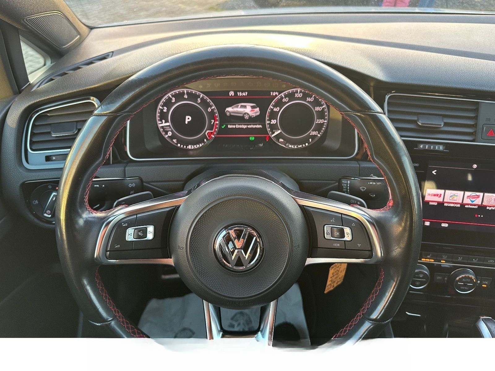 Volkswagen Golf Lim. GTI Performance 245 PS*DSG*SHZ*LED* foto 10