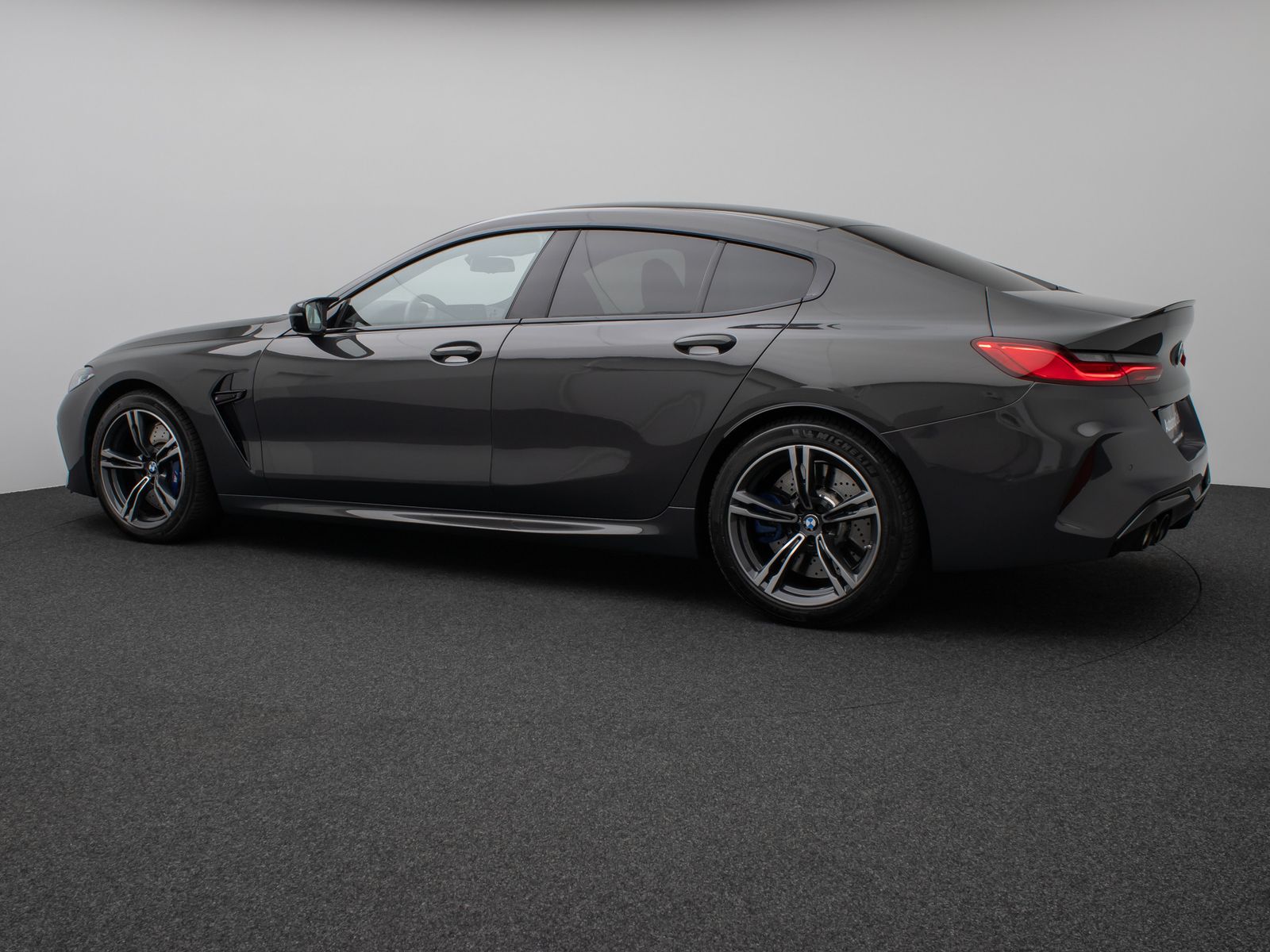 BMW M8 Competition xD Gran Coupé 360°Laser HUD B&W foto 10