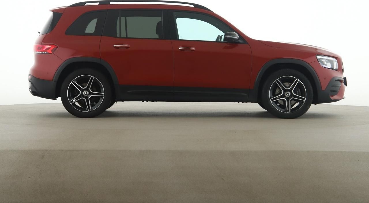 Mercedes-Benz GLB 200 d 4M AMG Night MBUX AHK Distronic 360 foto 8