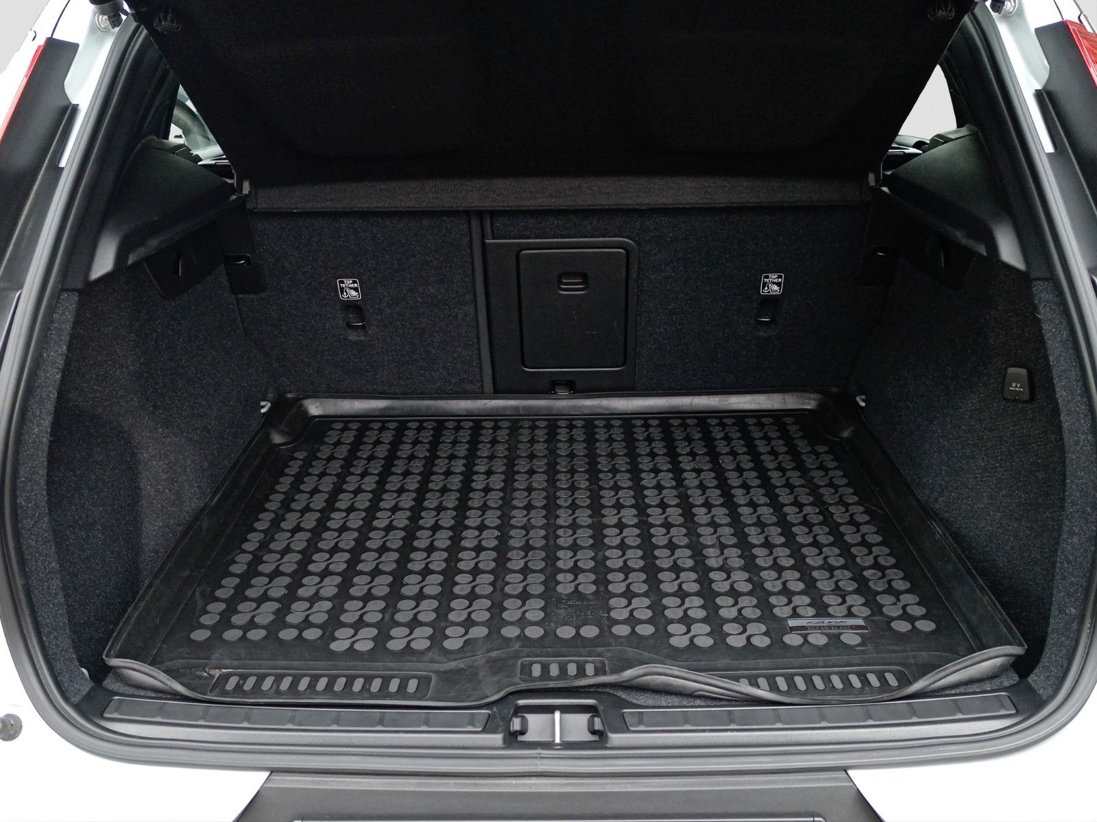 Volvo XC40 R Design 2WD TOP-Zustand foto 15