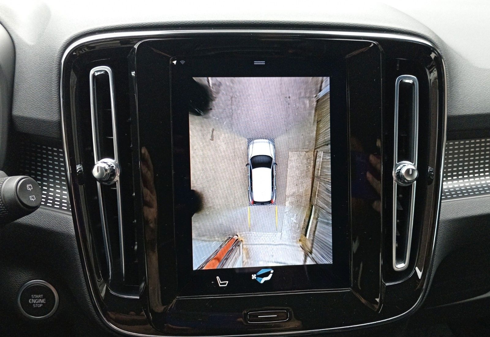 Volvo XC40 R Design 2WD TOP-Zustand foto 22