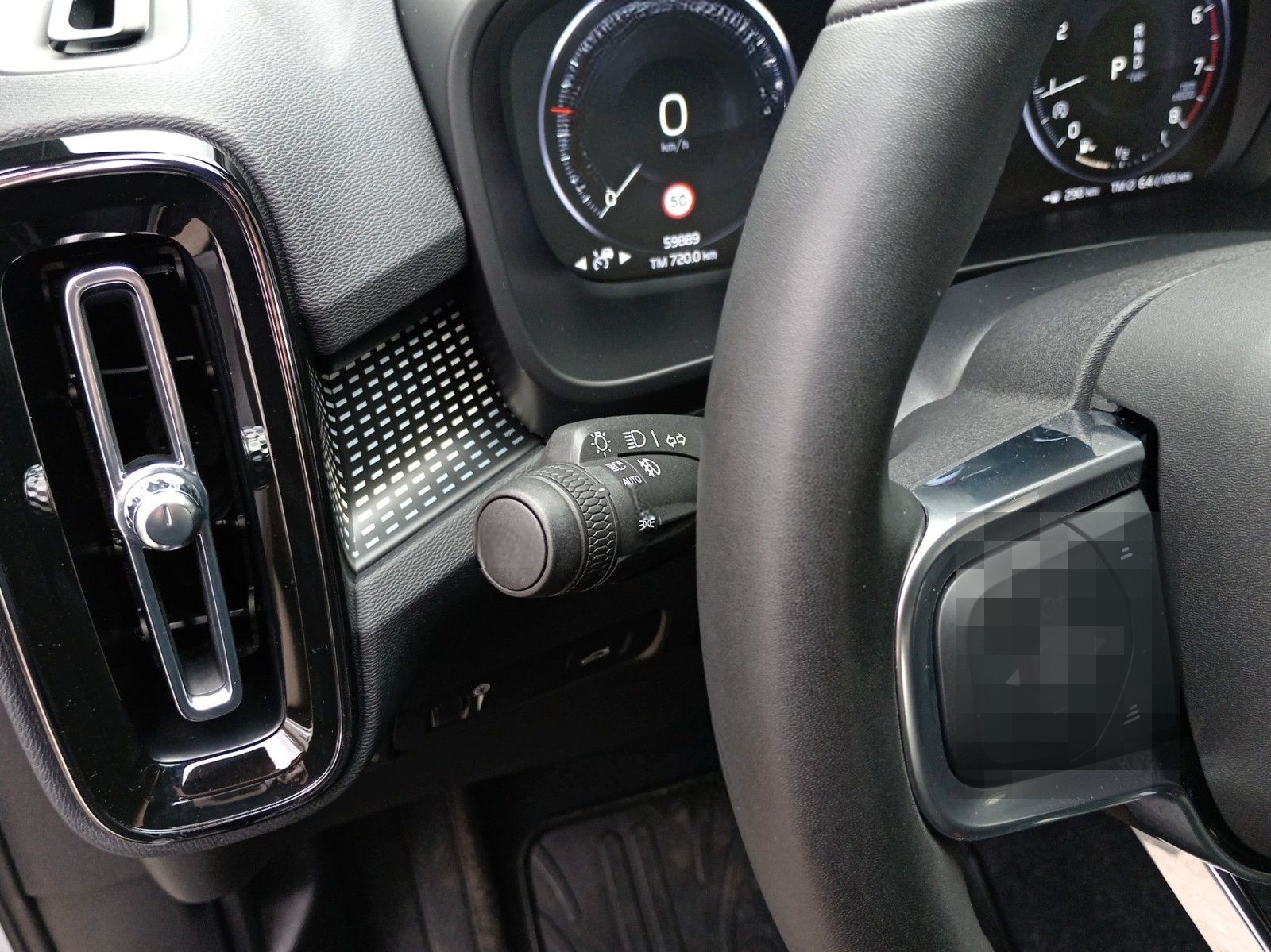 Volvo XC40 R Design 2WD TOP-Zustand foto 24