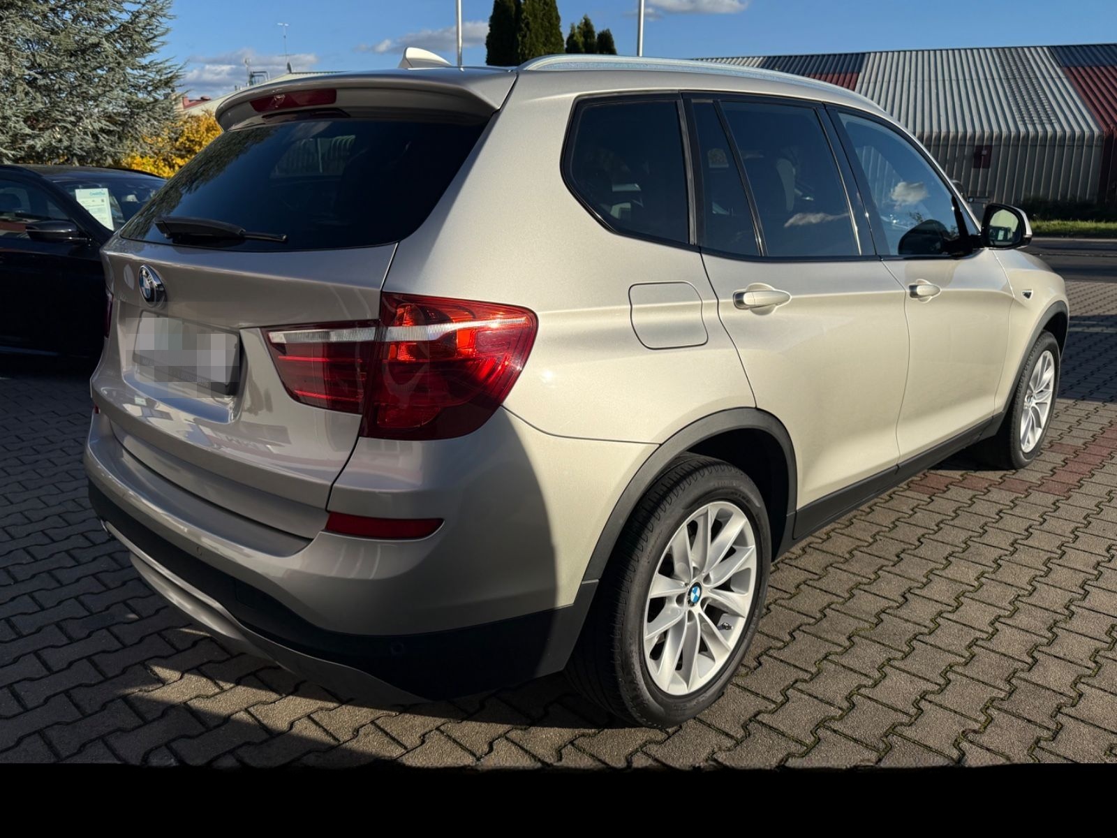 BMW X3 xDrive 20d-NAVI-XEN-AHK-PANO-LEDER-HUP-BMW KD foto 4