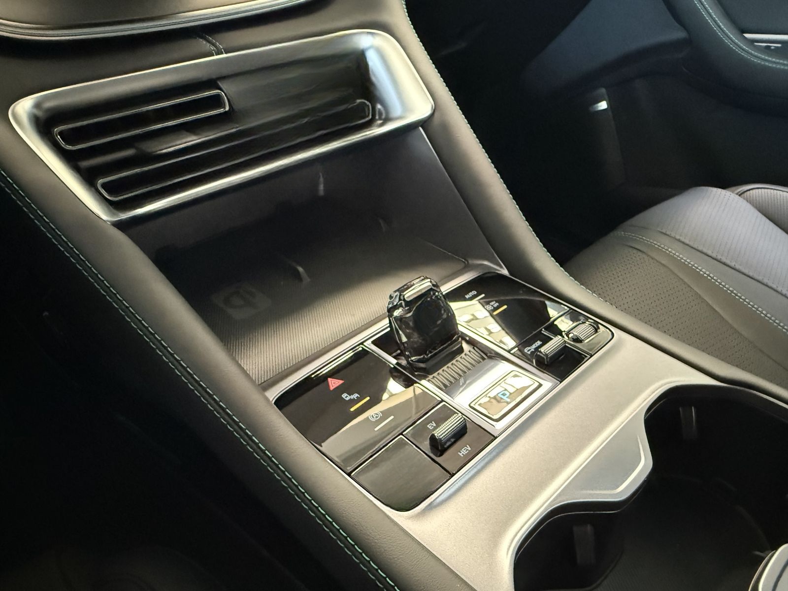 BYD SEAL U DM-i Boost Plug-In HybridACC 360° Pano  foto 23