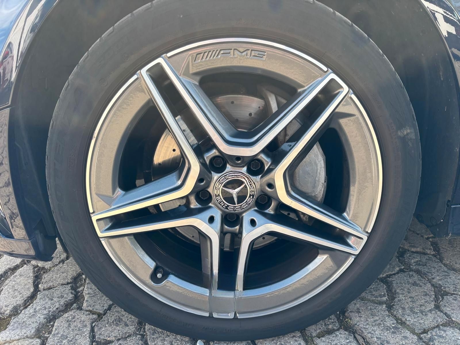 Mercedes-Benz AMG Line | Standheizung | LED | Navi | CarPlay foto 21