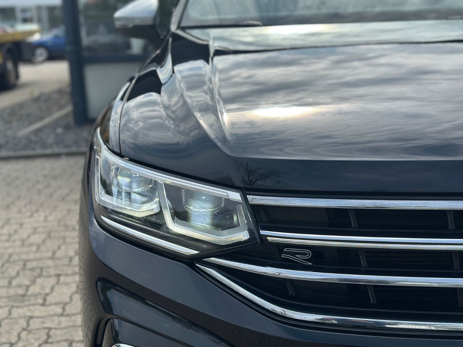 Volkswagen Tiguan Allspace R-LINE*STANDH*PANO*H&K*360°*MATR foto 3