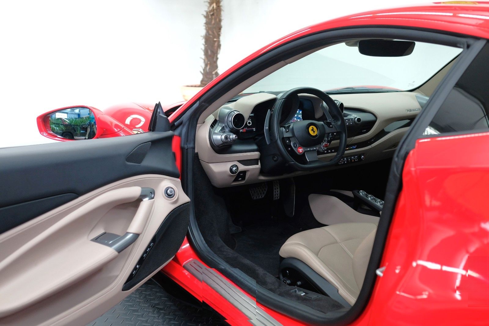 Ferrari F8 Tributo/LIFT/CAMERA/PDC/FULL ELECTRIC SEATS foto 12