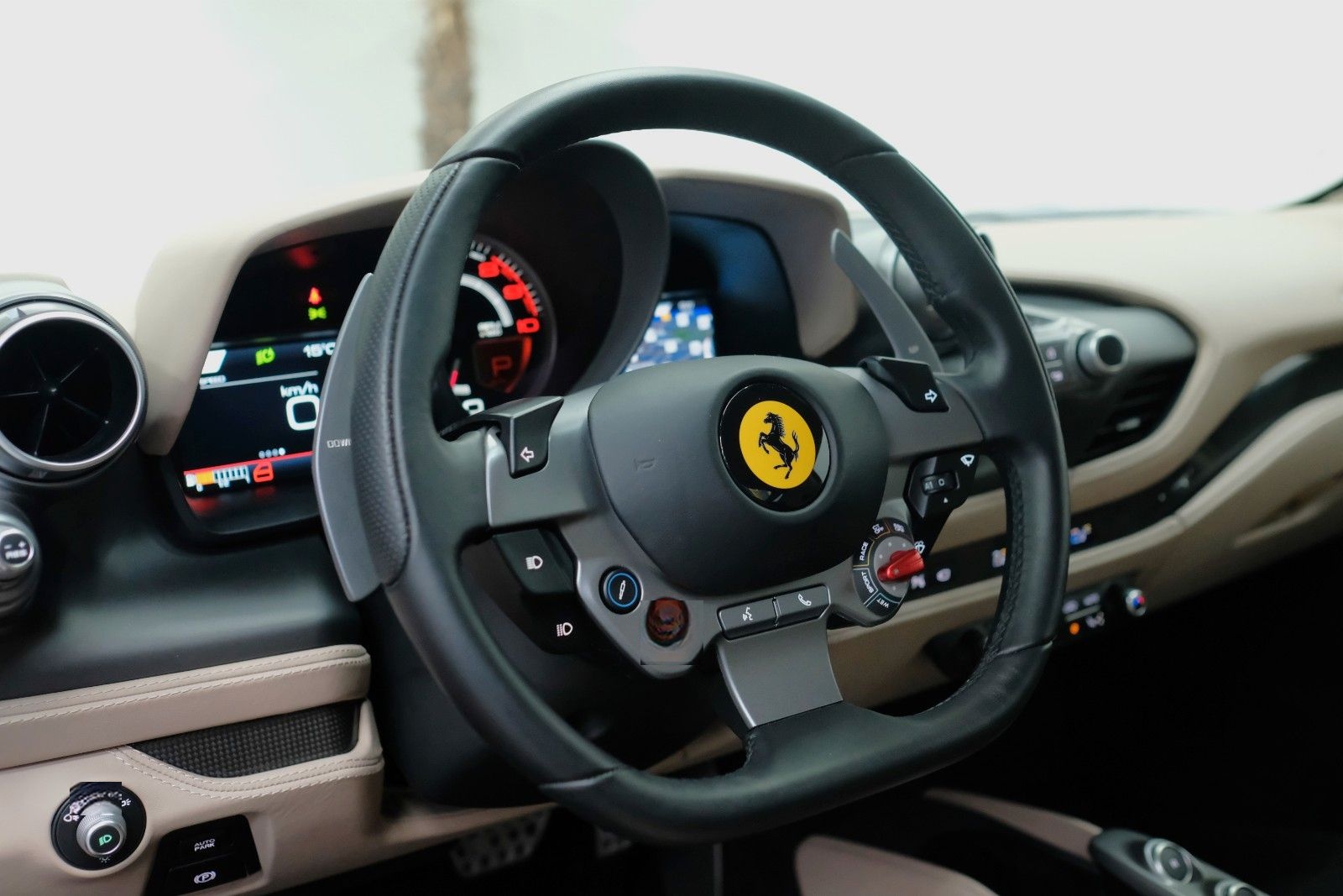 Ferrari F8 Tributo/LIFT/CAMERA/PDC/FULL ELECTRIC SEATS foto 15