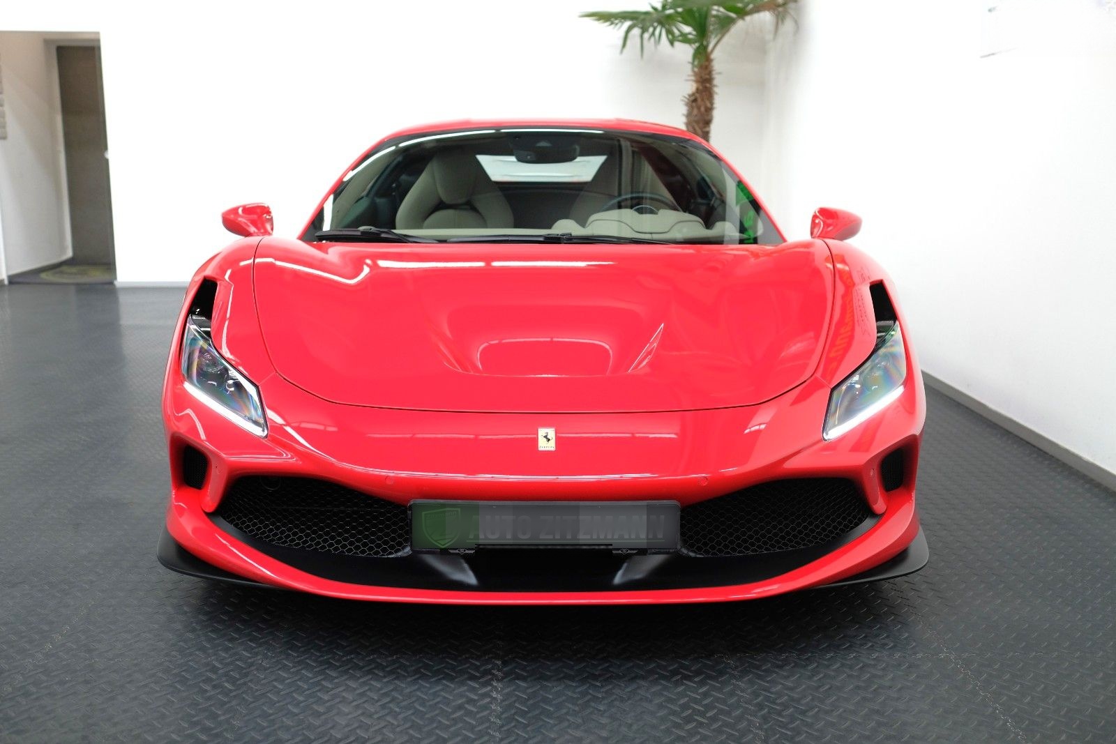 Ferrari F8 Tributo/LIFT/CAMERA/PDC/FULL ELECTRIC SEATS foto 3