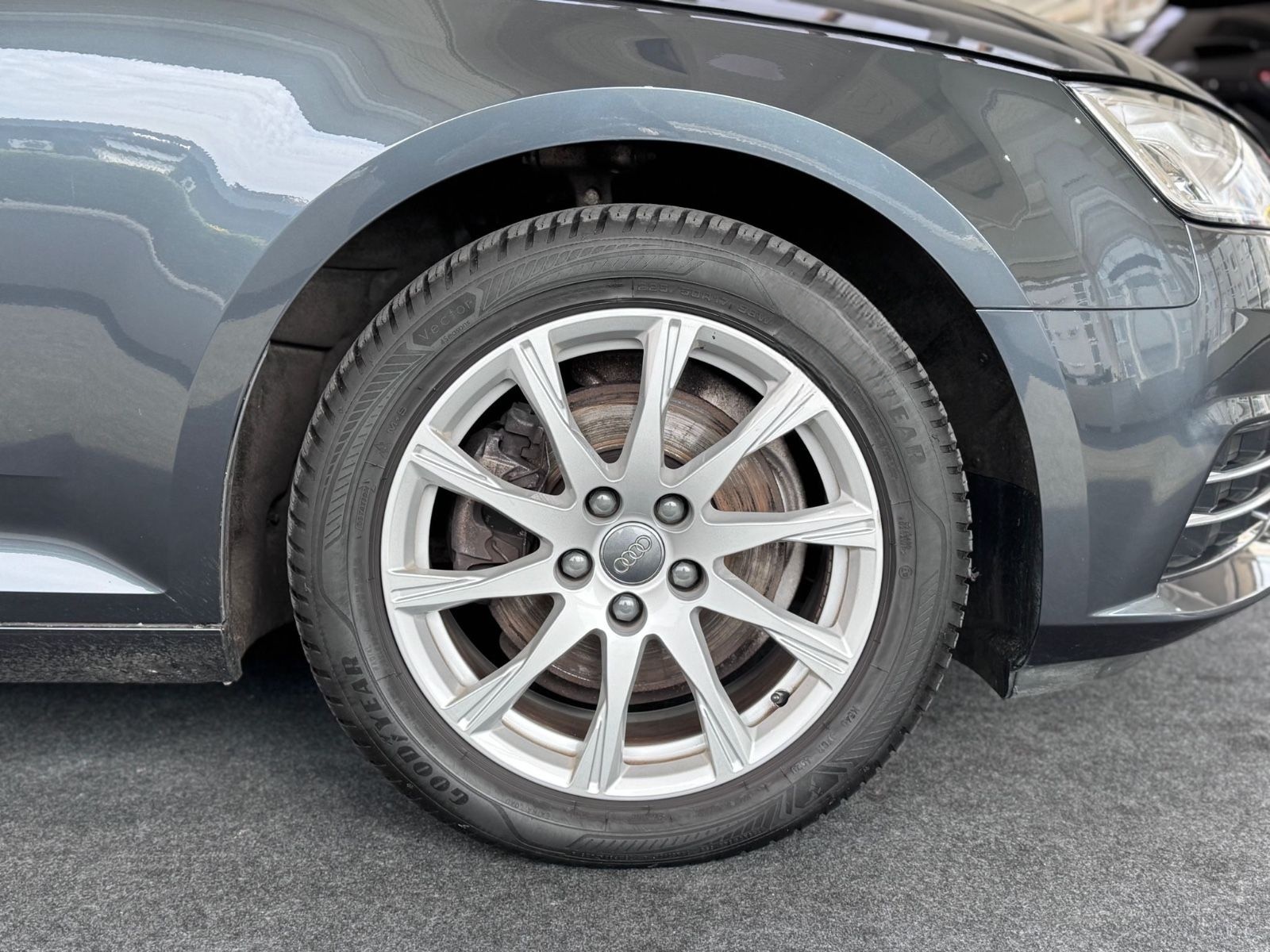 Audi A4 Avant 2.0 TDI*AUTOM.*AHK SCHW*KAMERA*TEMPO* foto 12