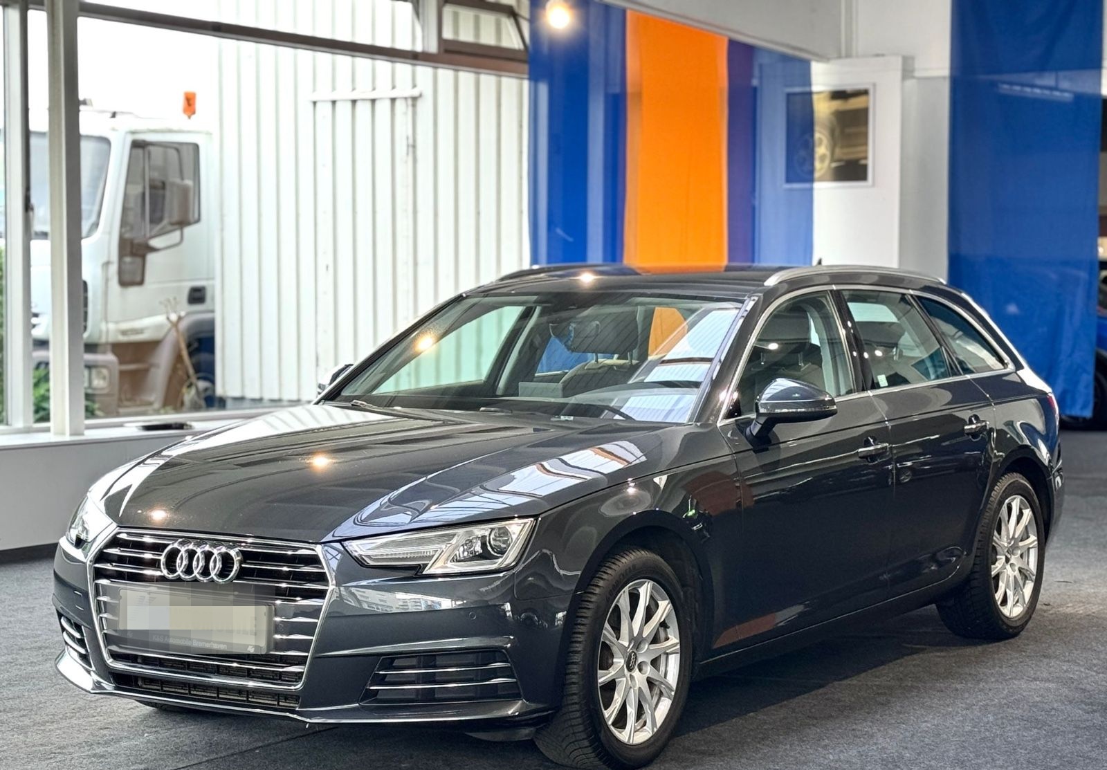 Audi A4 Avant 2.0 TDI*AUTOM.*AHK SCHW*KAMERA*TEMPO* foto 3