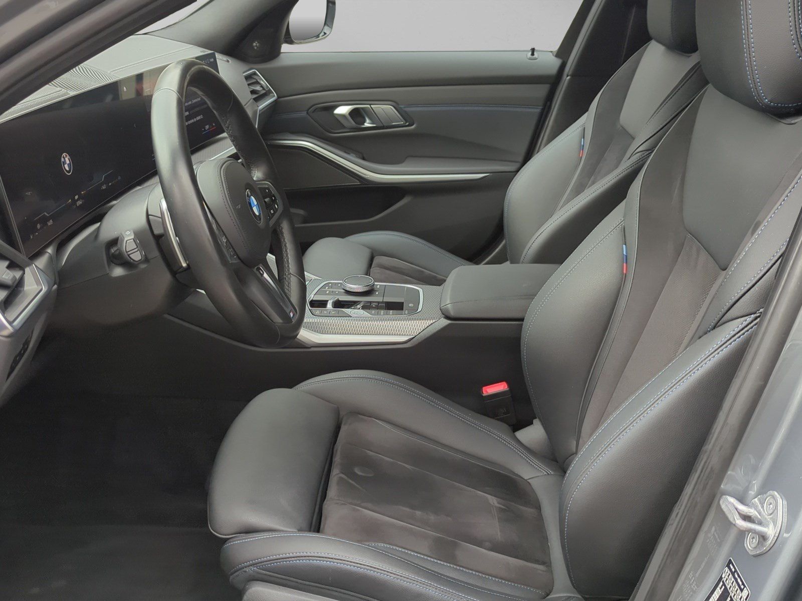 BMW 330d xDrive Touring M Sport Pro 19" H&K Standhzg foto 12