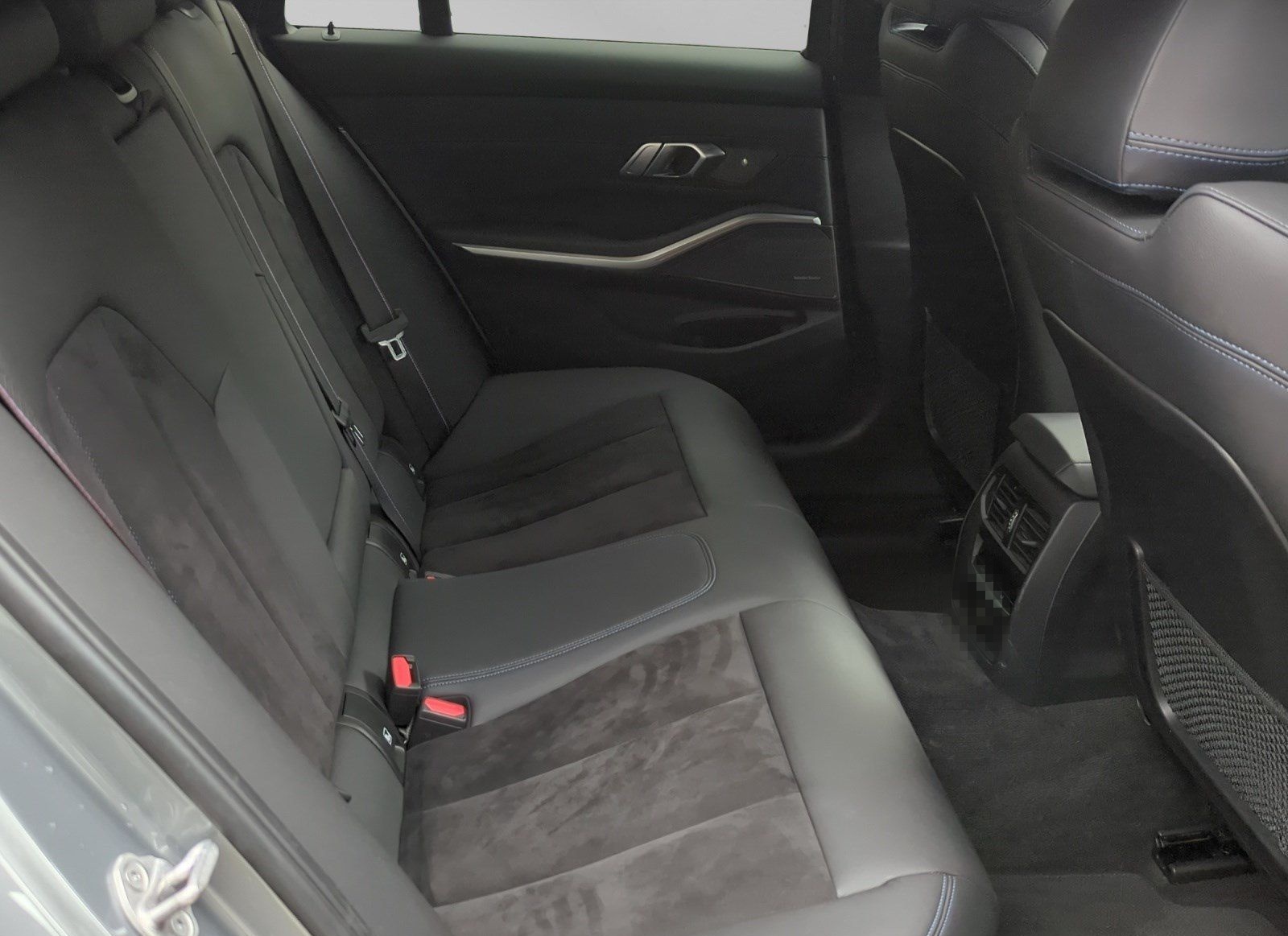 BMW 330d xDrive Touring M Sport Pro 19" H&K Standhzg foto 15