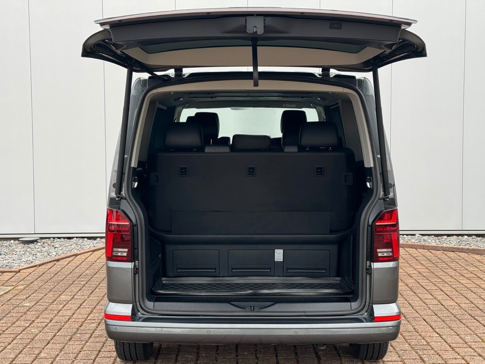 Volkswagen T6.1 Multivan "Edition" 2.0 TDI DSG LED CAM foto 17