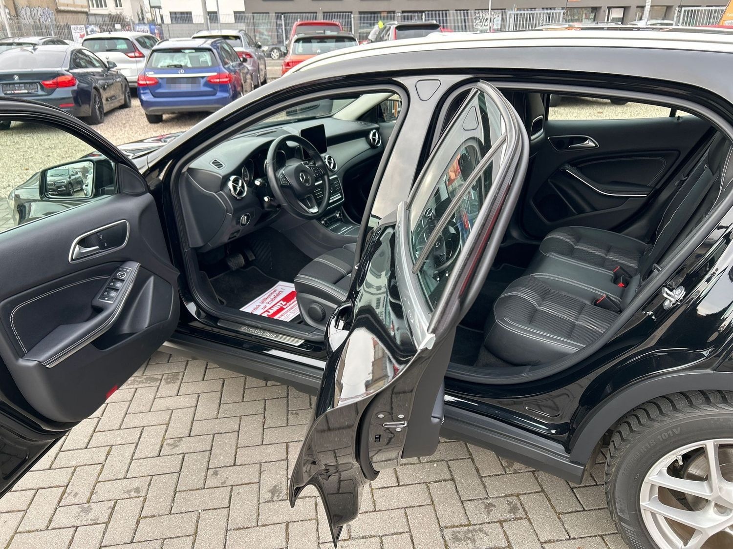 Mercedes-Benz GLA 180 GLA 180/lückenloses MB-Scheckheft/Automa foto 11