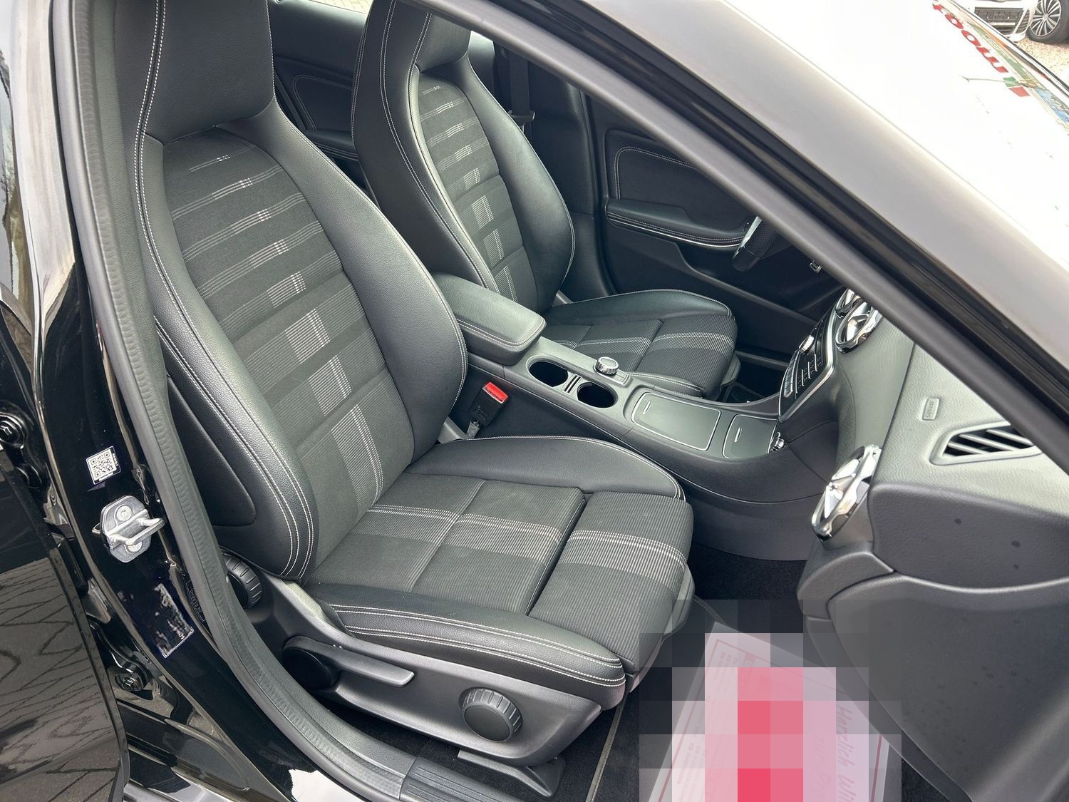 Mercedes-Benz GLA 180 GLA 180/lückenloses MB-Scheckheft/Automa foto 9