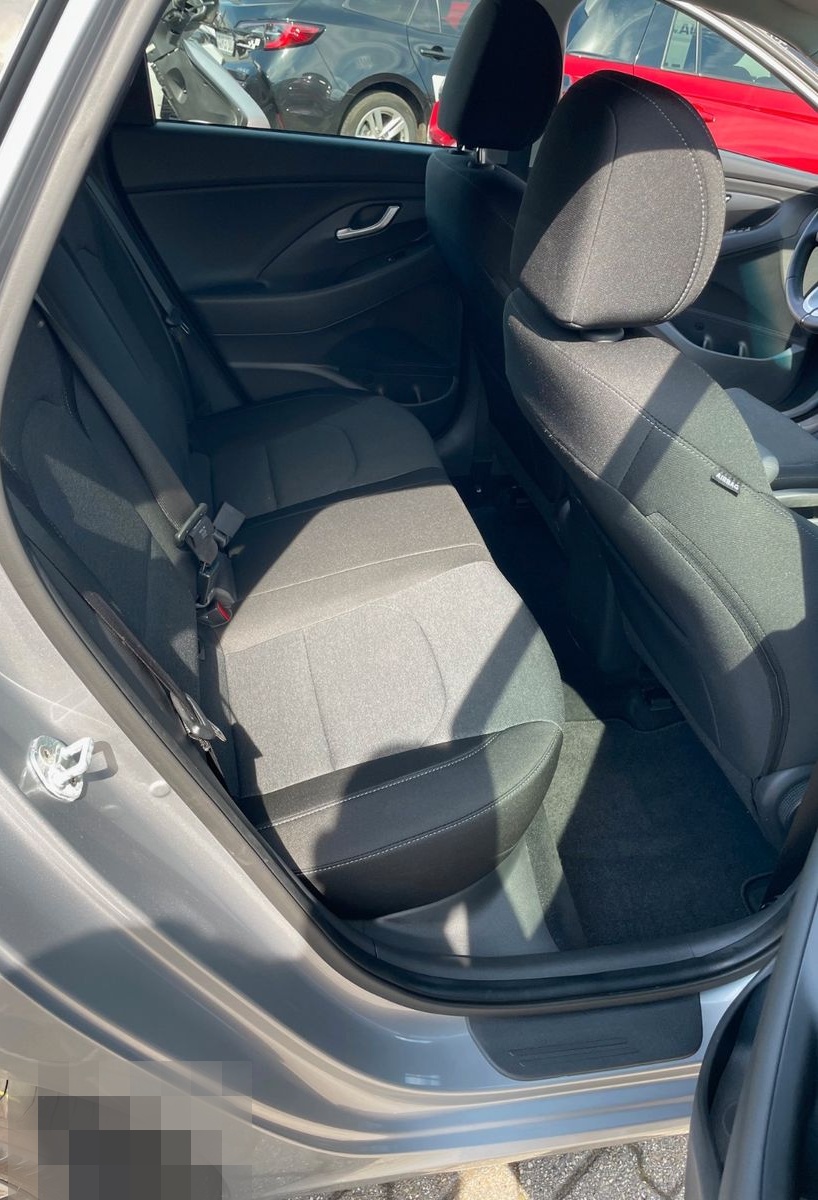 Hyundai i30 Intro Edition Mild-Hybrid*AUTOMATIK*NAVI*KAM foto 11
