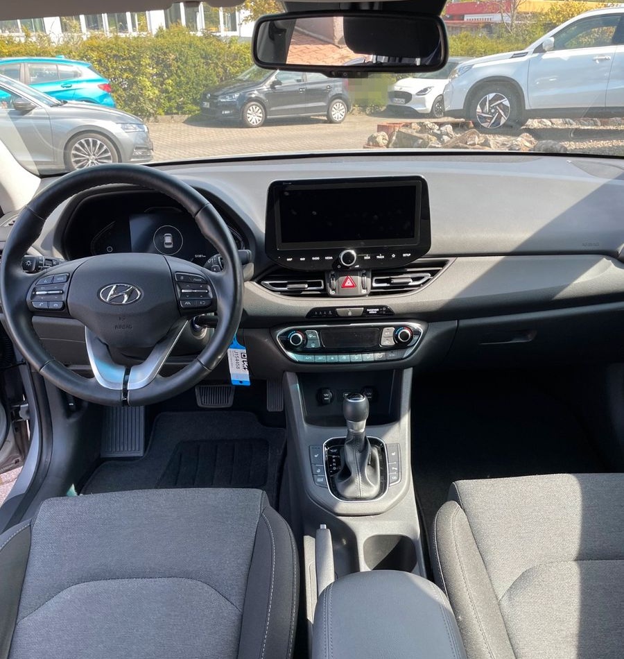 Hyundai i30 Intro Edition Mild-Hybrid*AUTOMATIK*NAVI*KAM foto 9