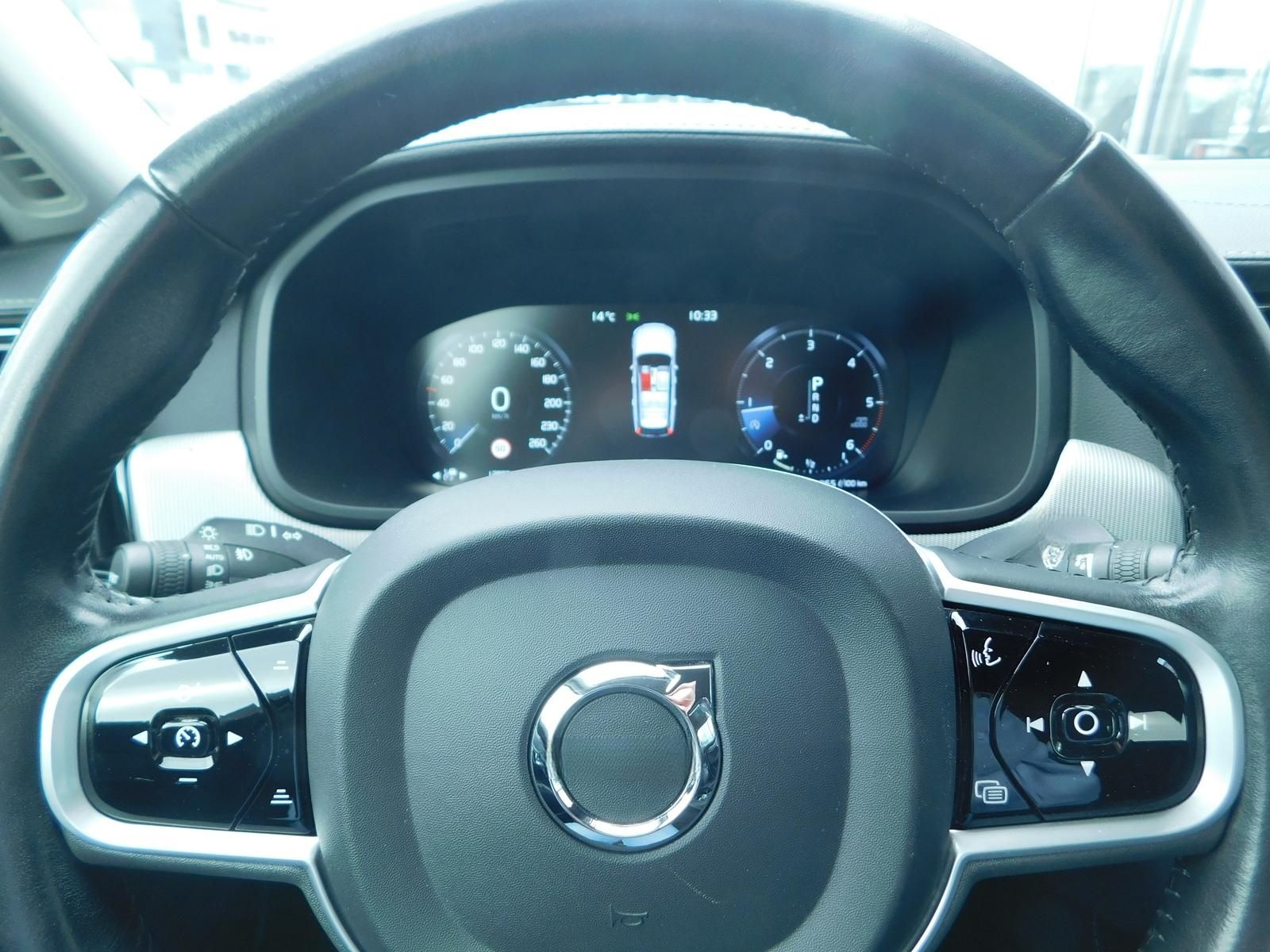 Volvo V90 D4 Momentum foto 14