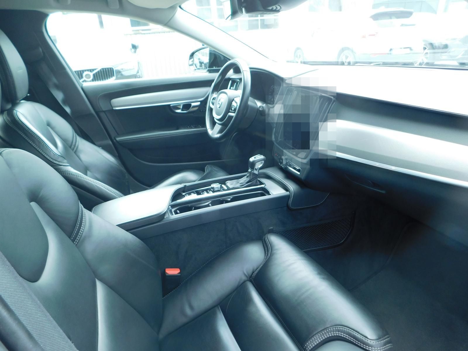 Volvo V90 D4 Momentum foto 20