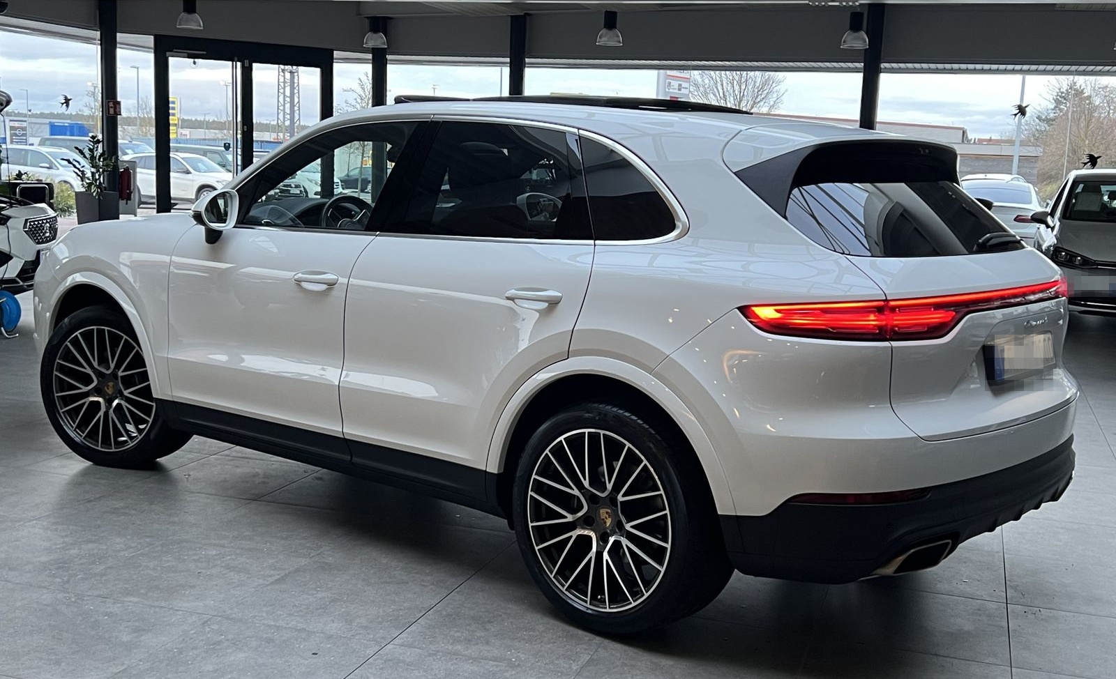Porsche Cayenne 3.0 V6 Pano BOSE Mem. AHK HeadUp Carplay foto 6