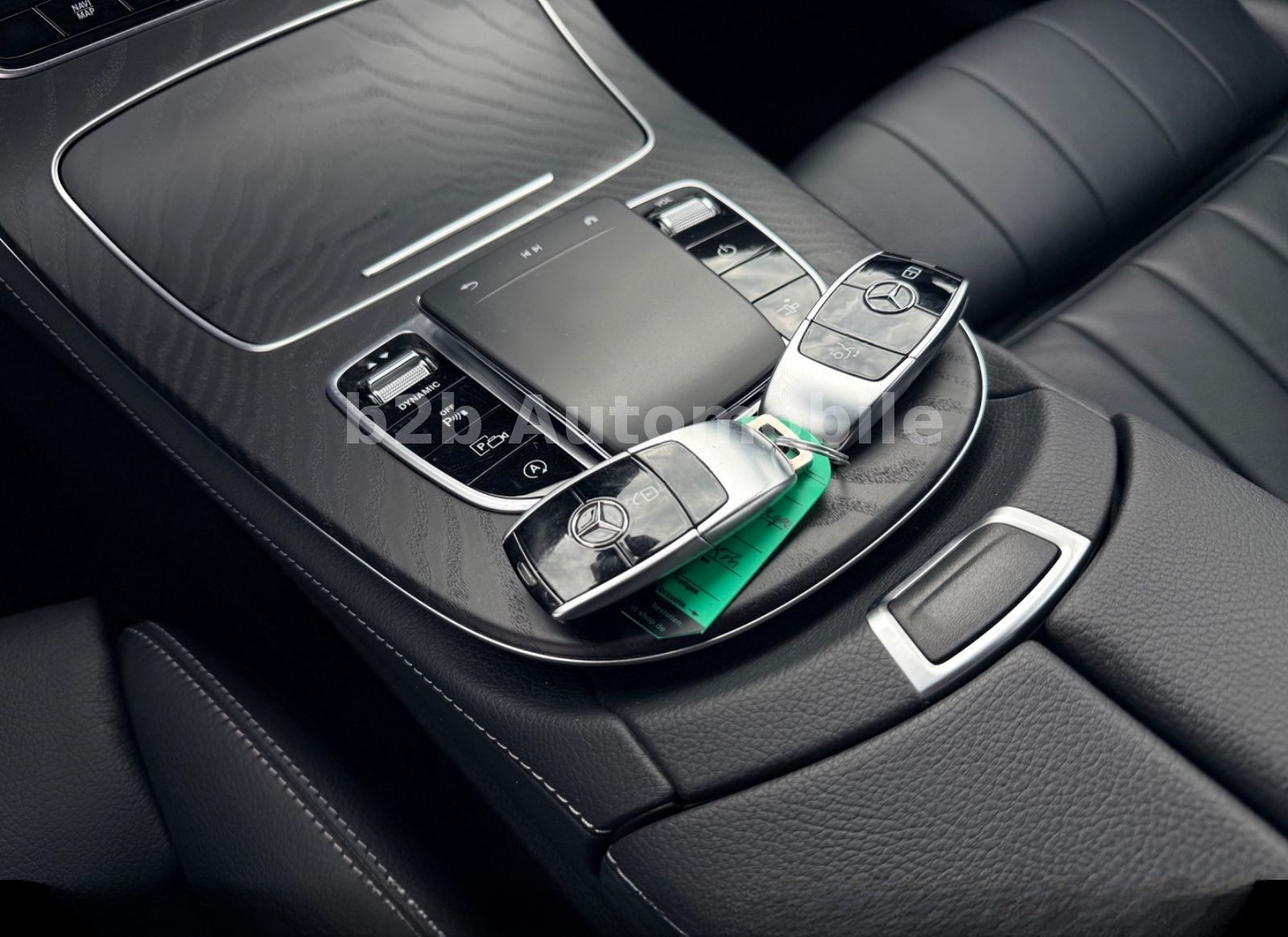 Mercedes-Benz E 200 Coupe 4Matic/AMG/Burm/Beam/Leder/360°/Key foto 17