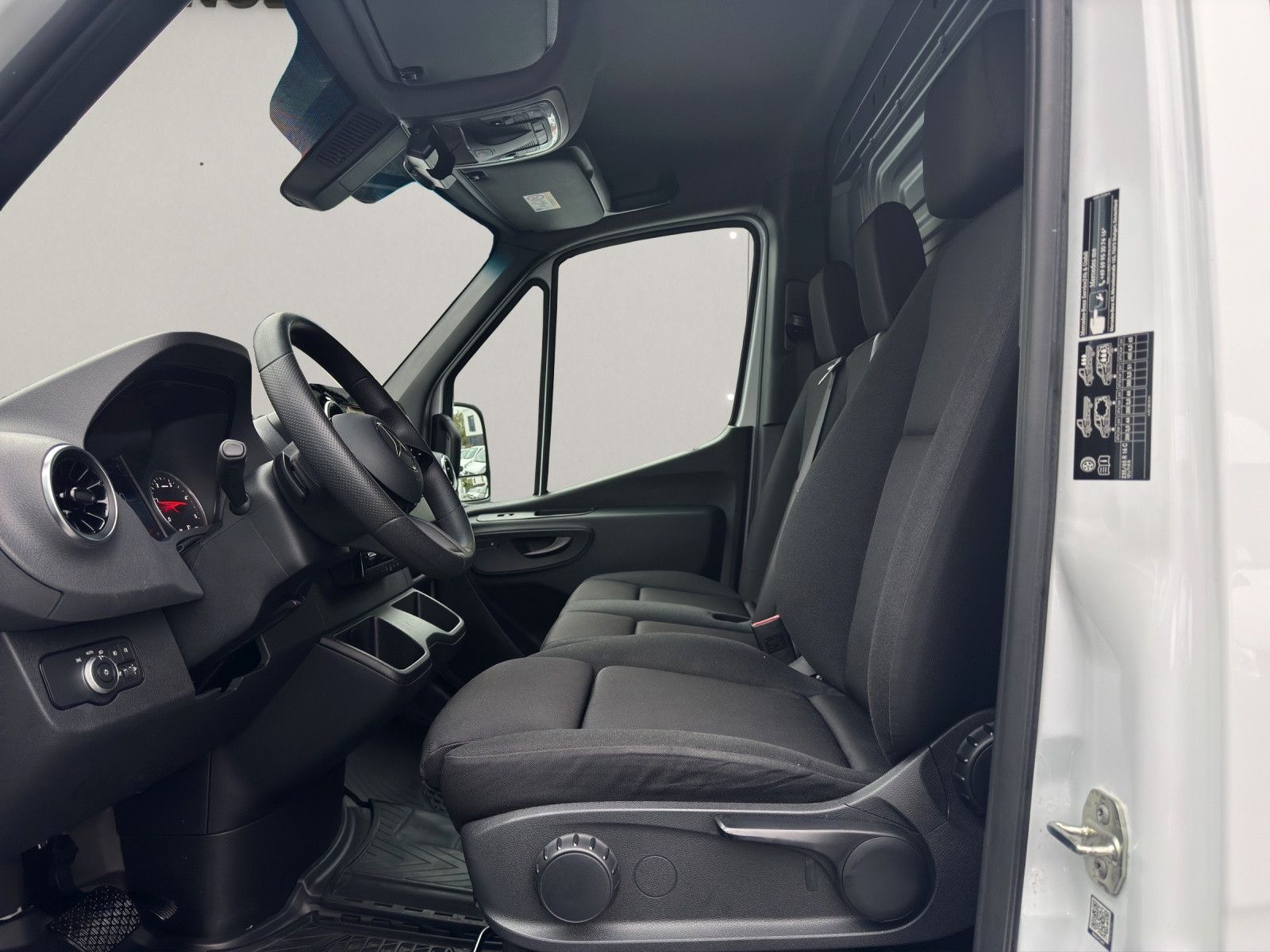 Mercedes-Benz Sprinter 317 CDI RWD L3*KAMERA*NAVI*1-HAND*AHK* foto 9