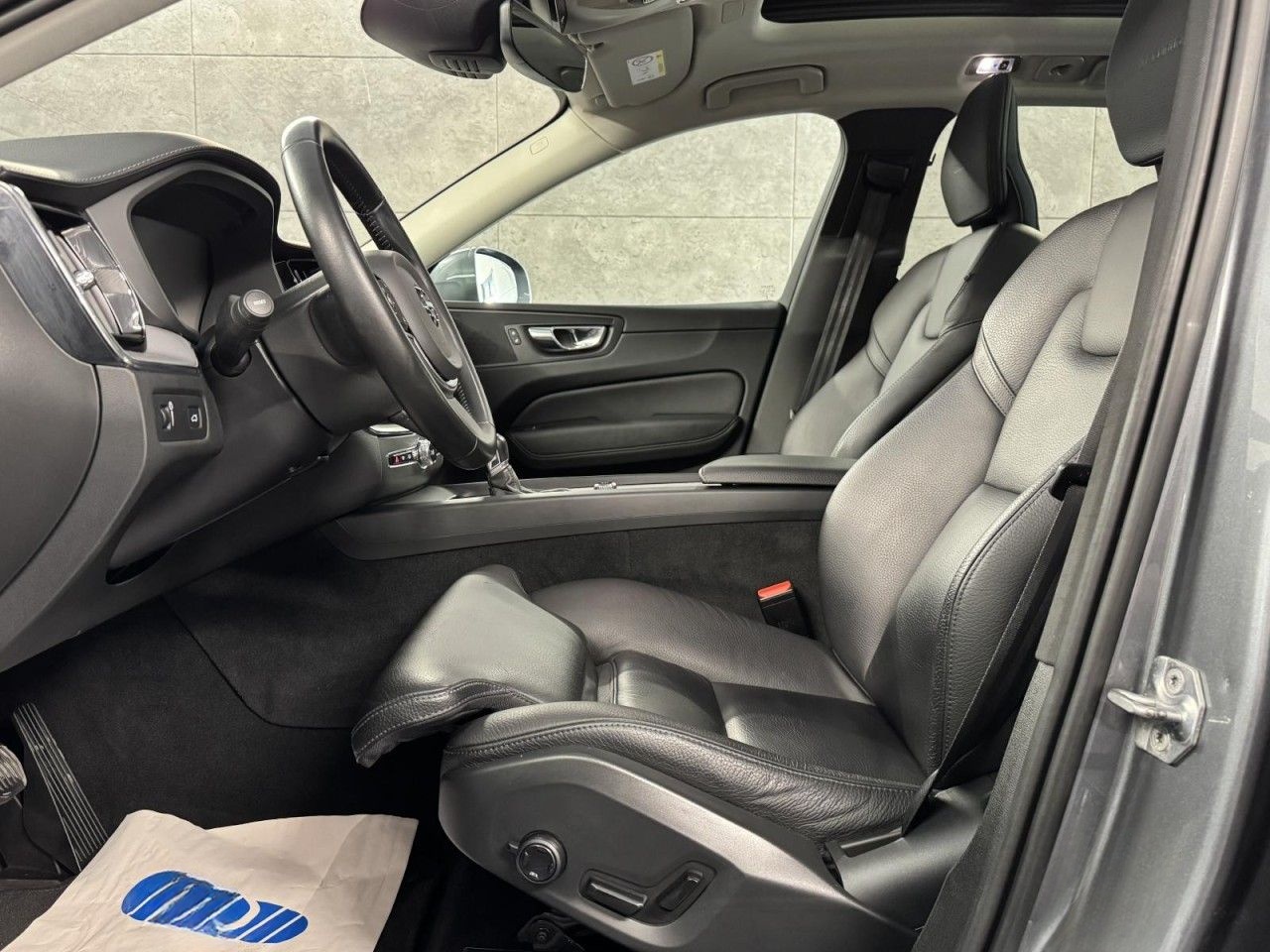 Volvo XC60 Inscription AWD Navi*LED*Tempo*Kamera*AHK foto 7