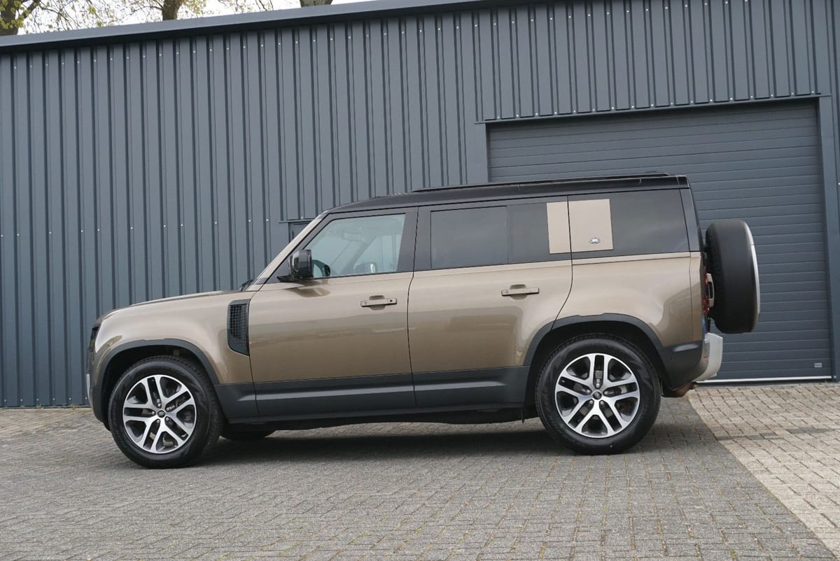 Land Rover Defender 110 HSE Meridian Pano AHK Leder 360° foto 4