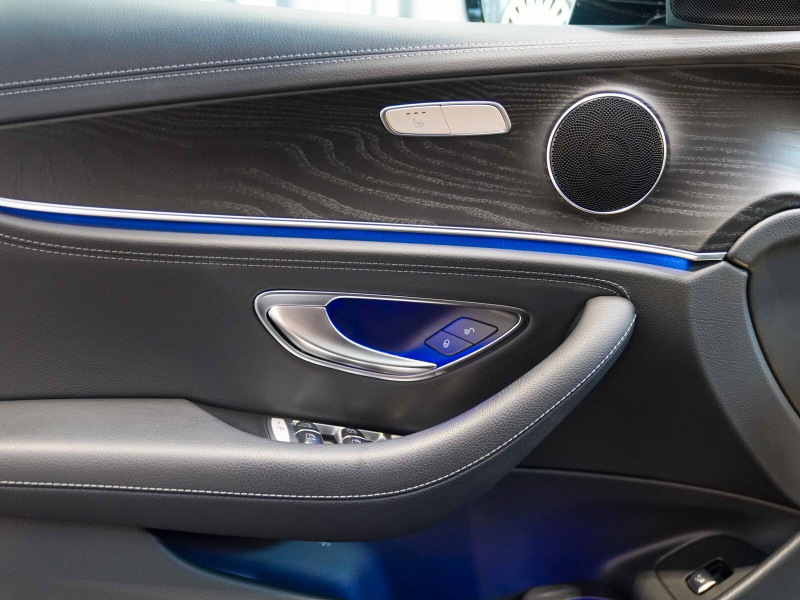 Mercedes-Benz E 300 de T AMG Line Night Fahrassistenz CarPlay foto 13
