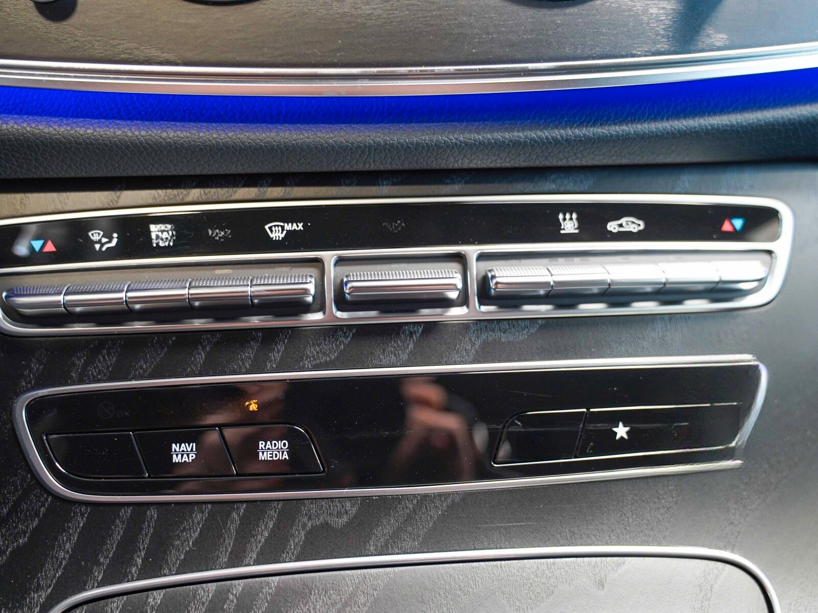 Mercedes-Benz E 300 de T AMG Line Night Fahrassistenz CarPlay foto 23