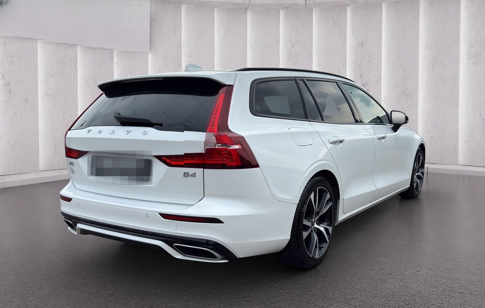Volvo V 60 B4 R Design (EURO 6d)(OPF) foto 5