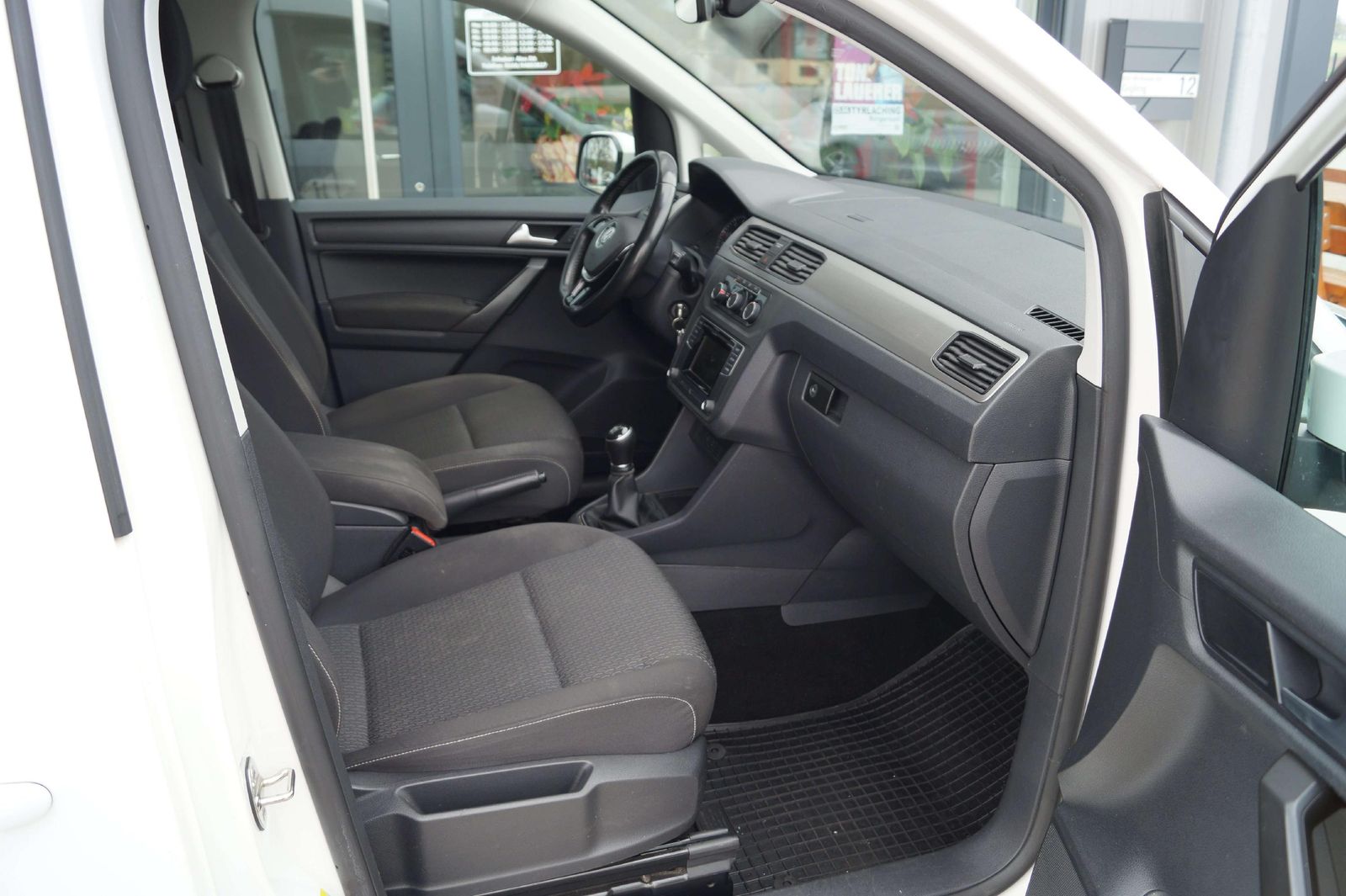 Volkswagen Caddy Maxi Trendline BMT foto 11