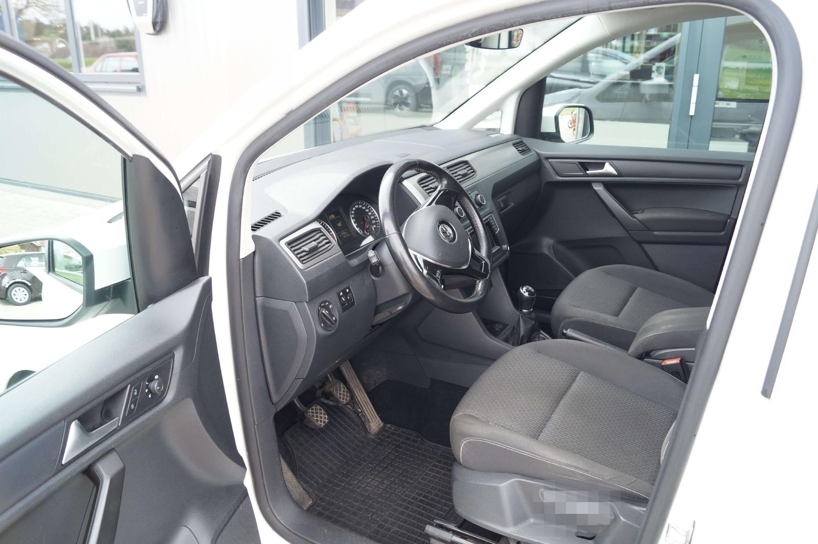 Volkswagen Caddy Maxi Trendline BMT foto 5