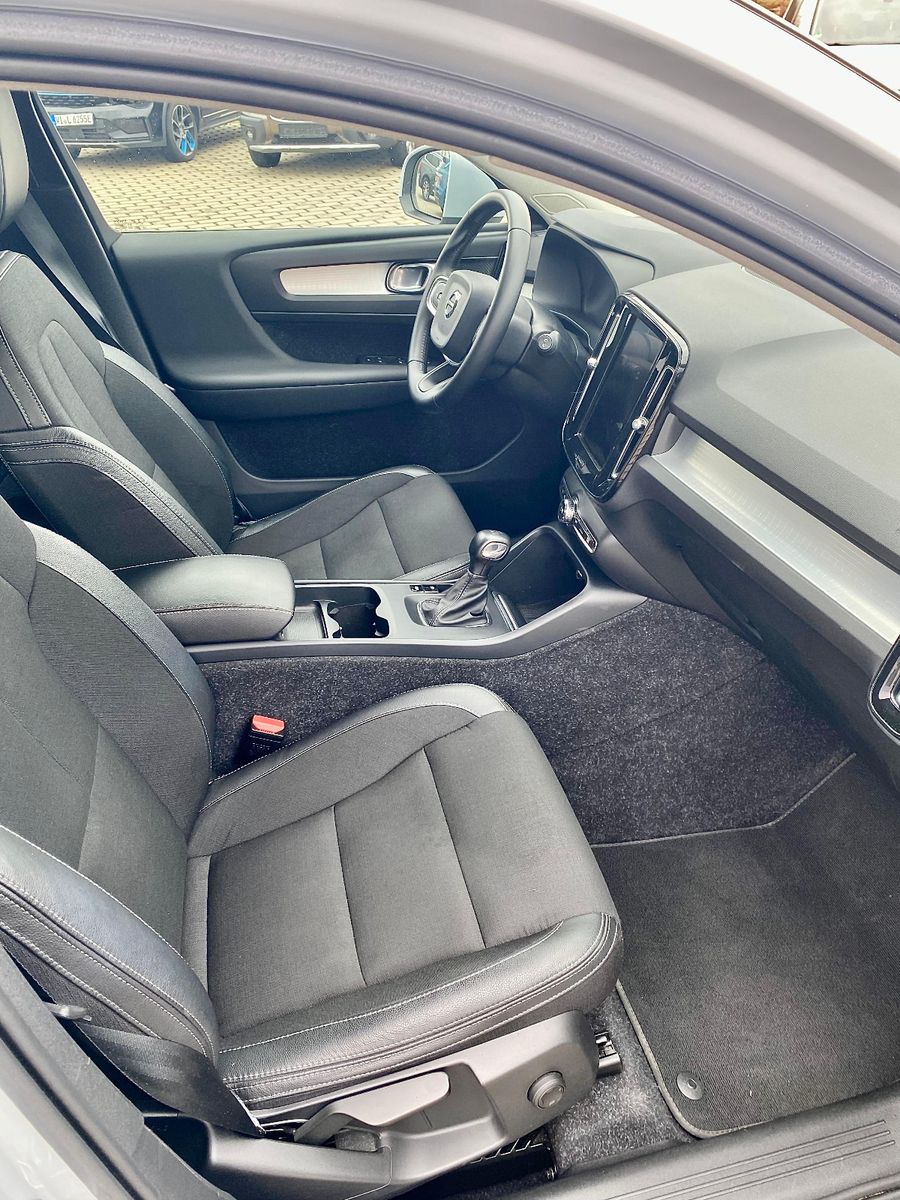 Volvo XC 40 XC40 Momentum Pro Bodykit Kamera, AHZV, SH foto 11