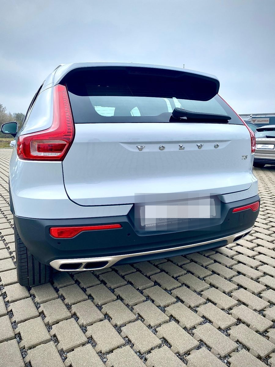 Volvo XC 40 XC40 Momentum Pro Bodykit Kamera, AHZV, SH foto 7