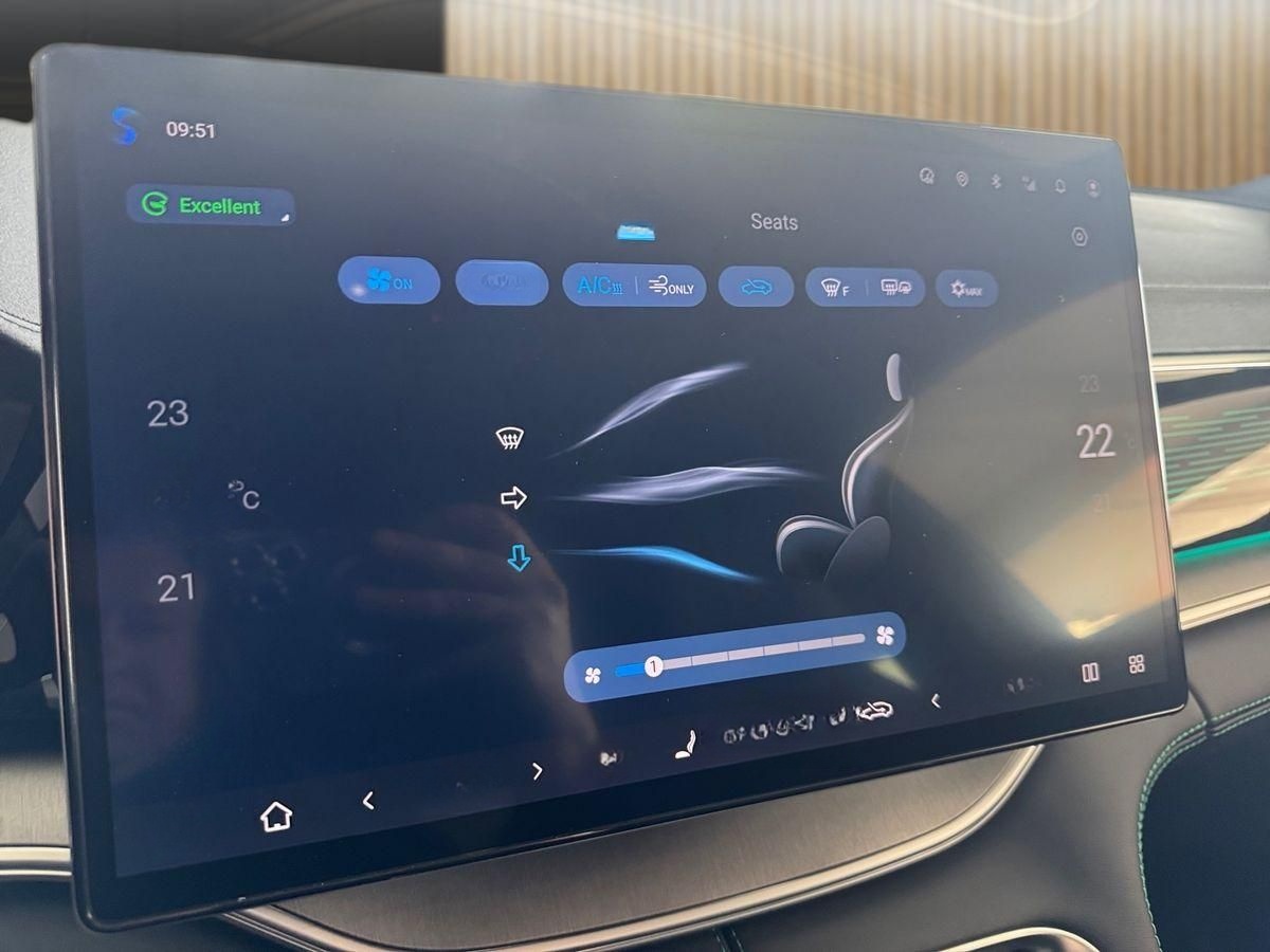 BYD SEAL U 160 kW Design HeadUp foto 10