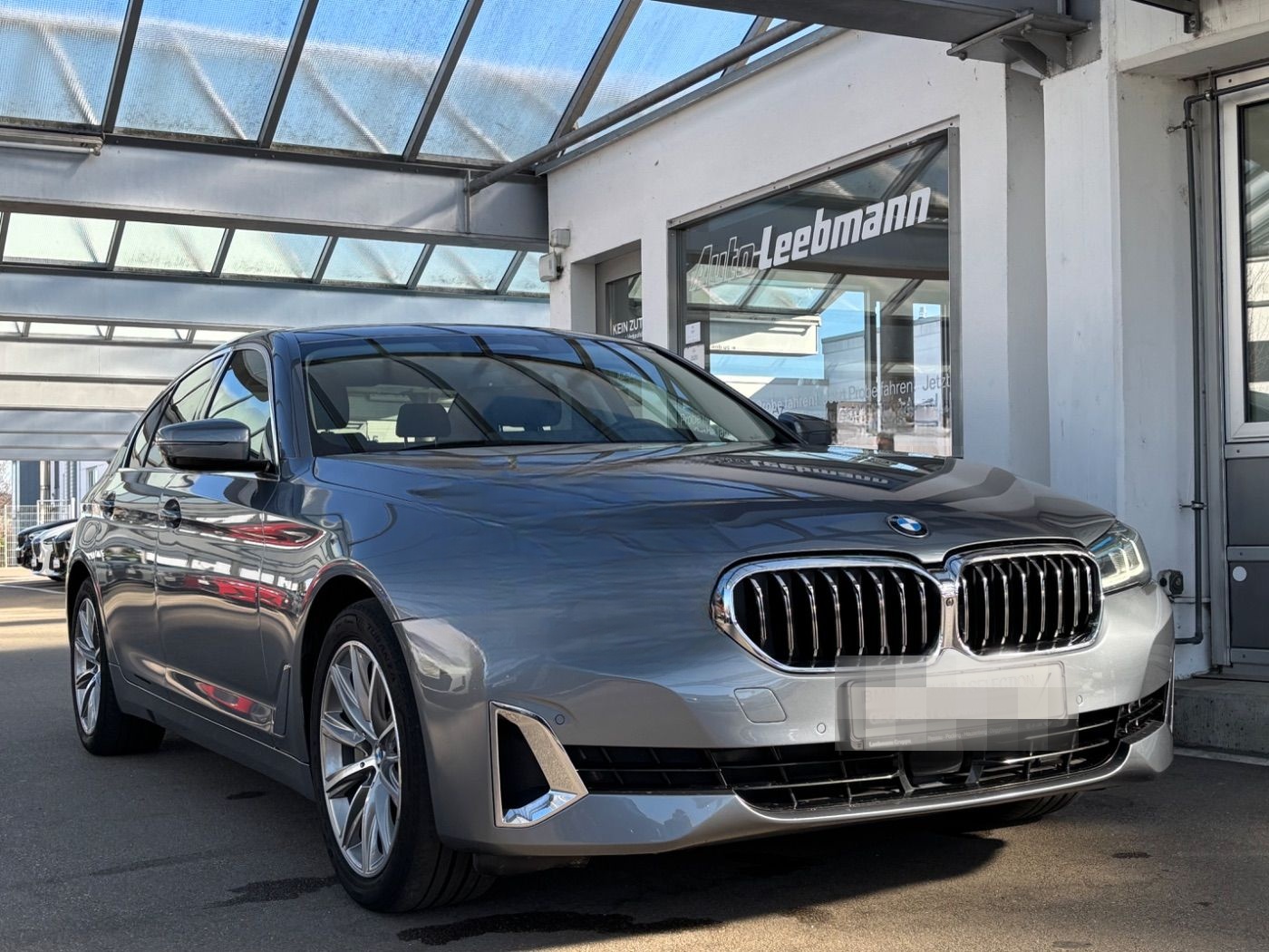 BMW 530e Lim. Lux. HUD//IntAL/SoClos/ACC 2J.GARANTIE foto 2