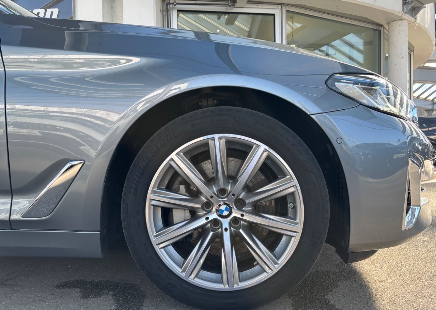 BMW 530e Lim. Lux. HUD//IntAL/SoClos/ACC 2J.GARANTIE foto 6