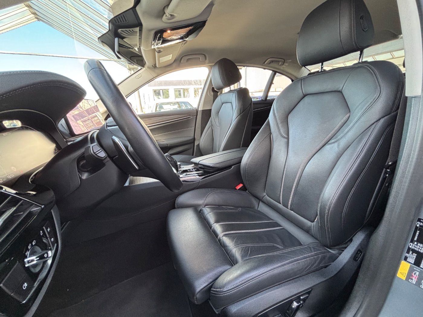 BMW 530e Lim. Lux. HUD//IntAL/SoClos/ACC 2J.GARANTIE foto 10