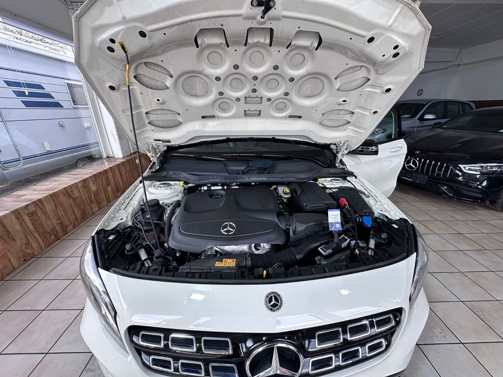 Mercedes-Benz GLA 200 DCT "Urban"Automatik Panorama Leder AHK foto 16