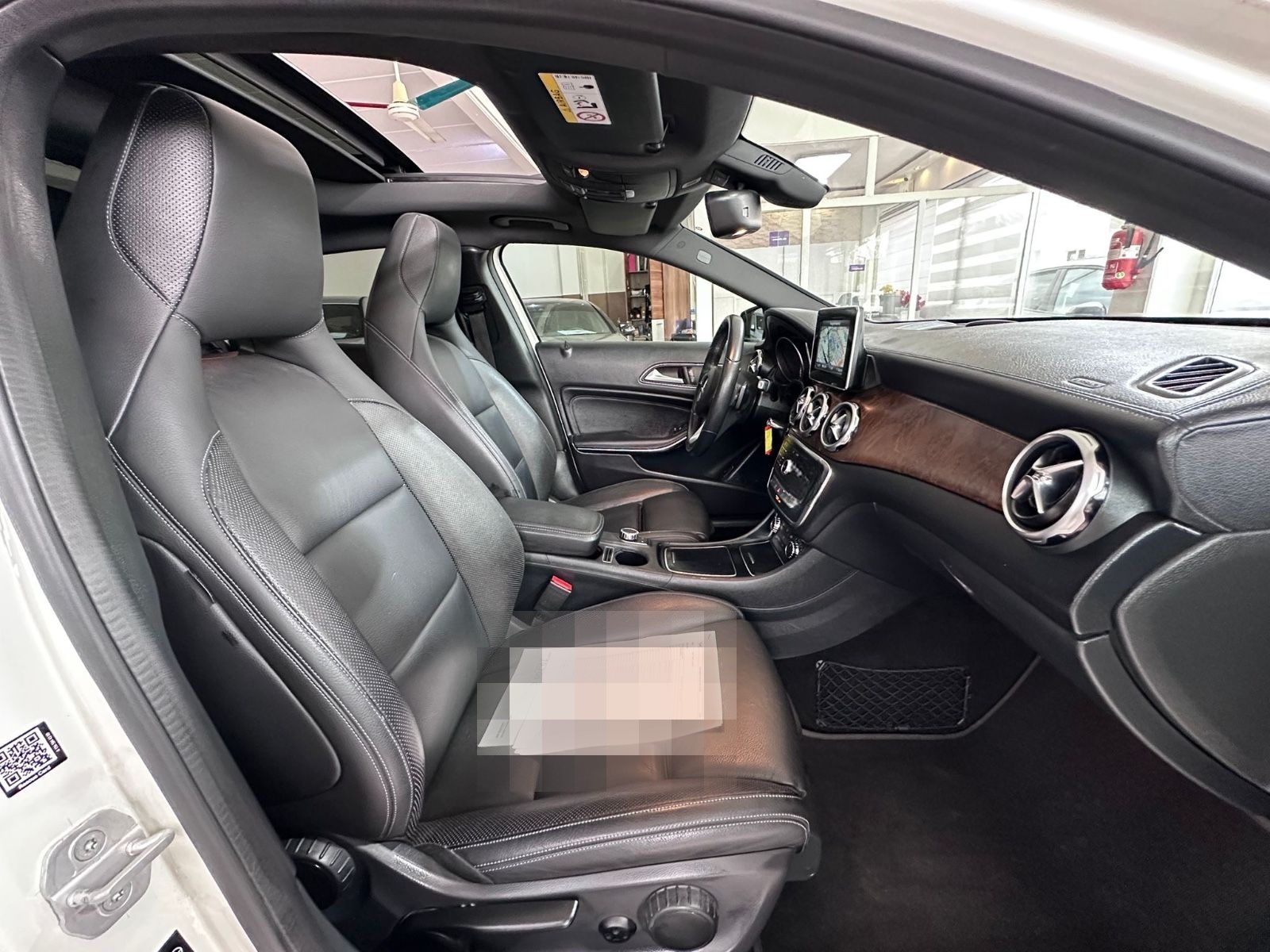 Mercedes-Benz GLA 200 DCT "Urban"Automatik Panorama Leder AHK foto 7