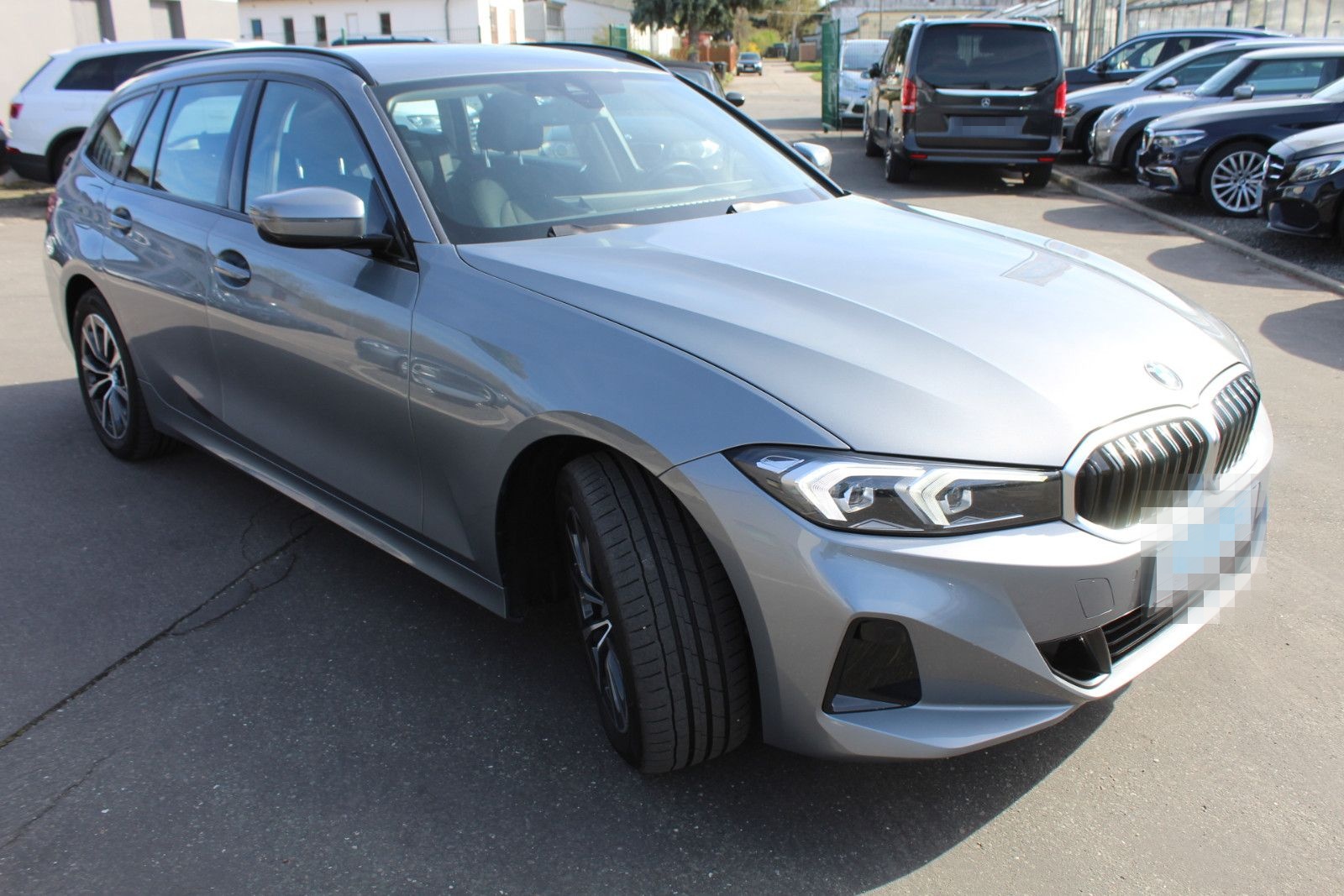 BMW 330d xDrive Tour.+HUD+Lenkradh.+17Z+Live Cockpit foto 11