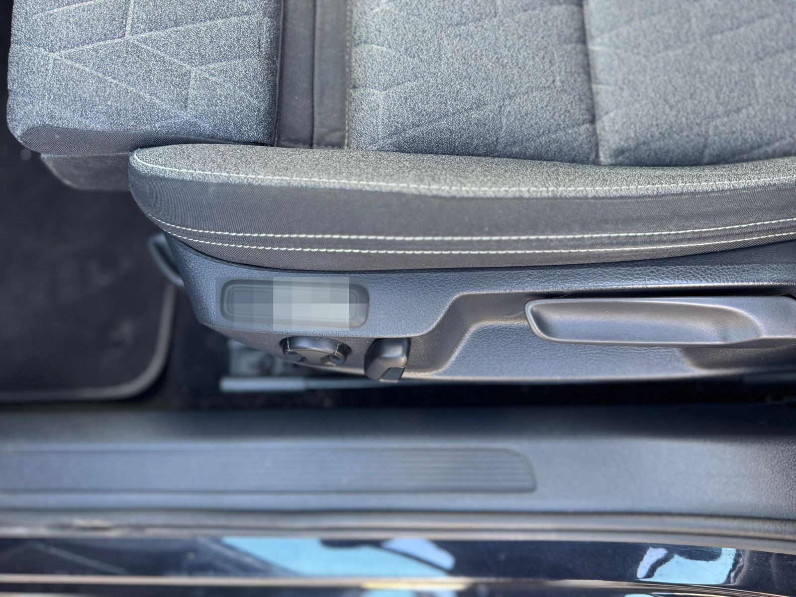 Volkswagen PASSAT | ACC | IQ.DRIVE | ACC | KAMERA | KEYLESS foto 16