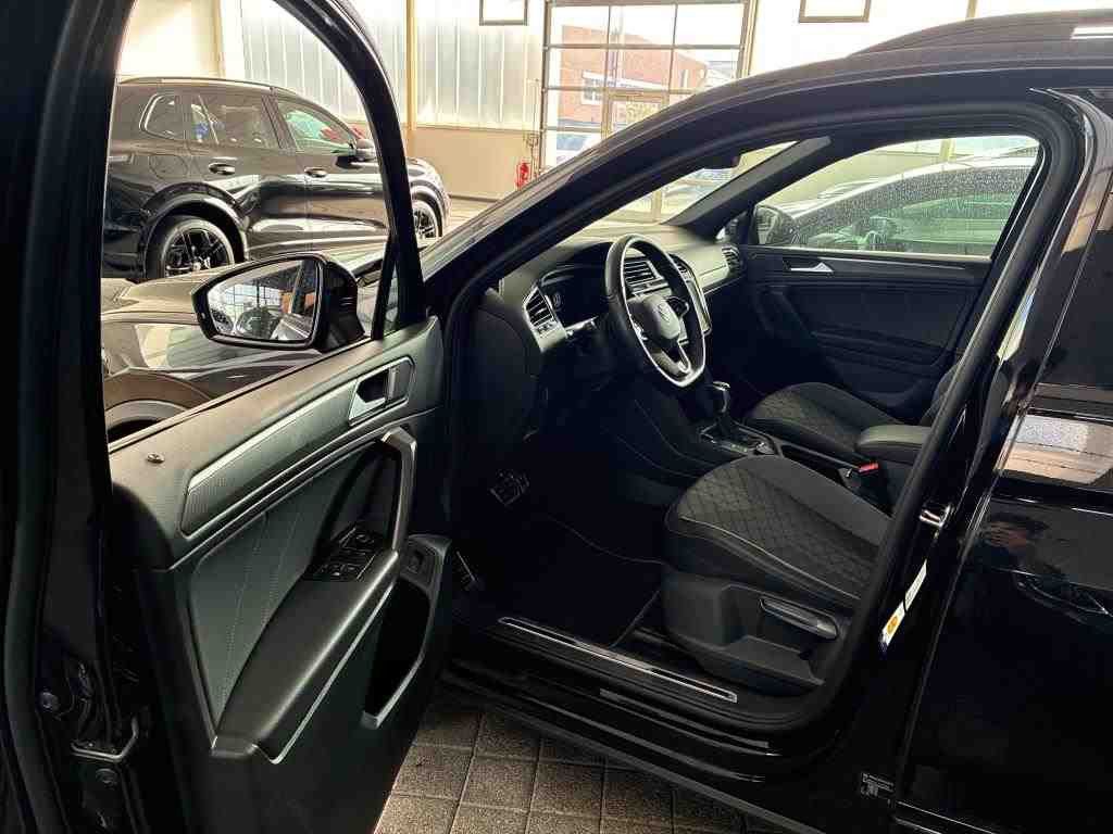 Volkswagen Tiguan Allspace R-Line 2.0TDI DSG 4Motion +AHK+S foto 4